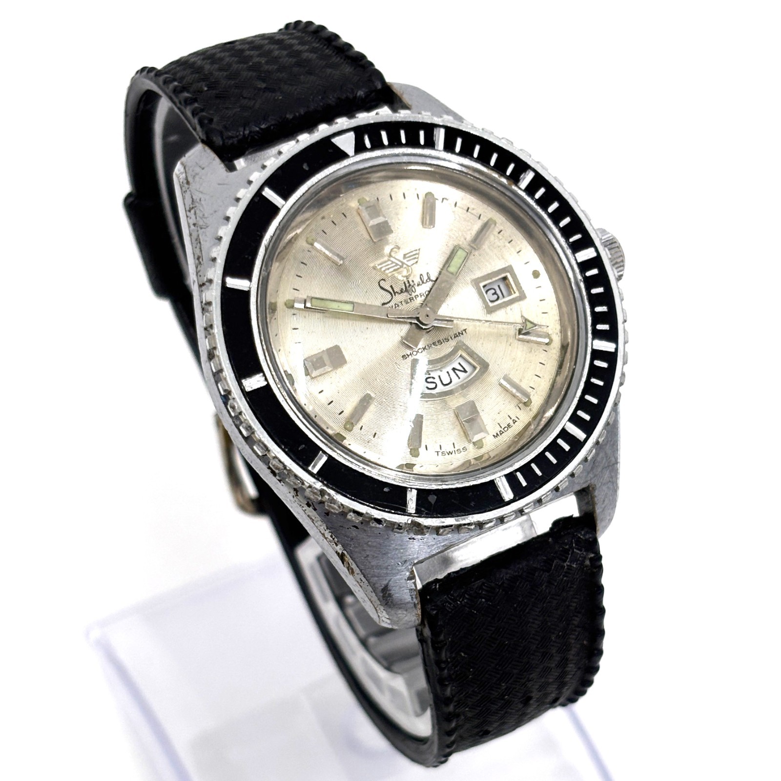 Vintage 1970s Sheffield Swiss Diver 40mm Manual Day Date Rotating Bezel Running
