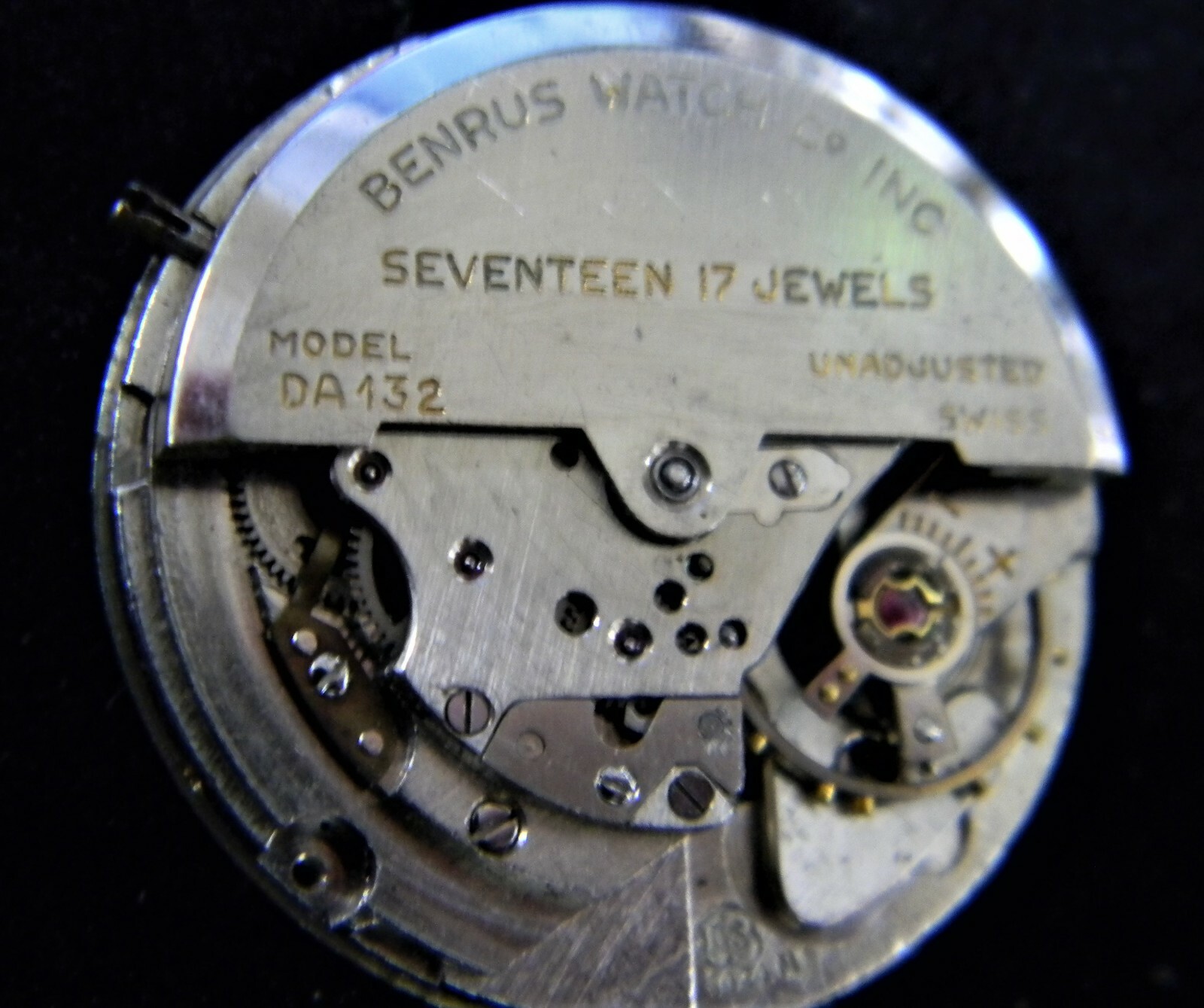 b511 Men’s Benrus Self Winding wristwatch