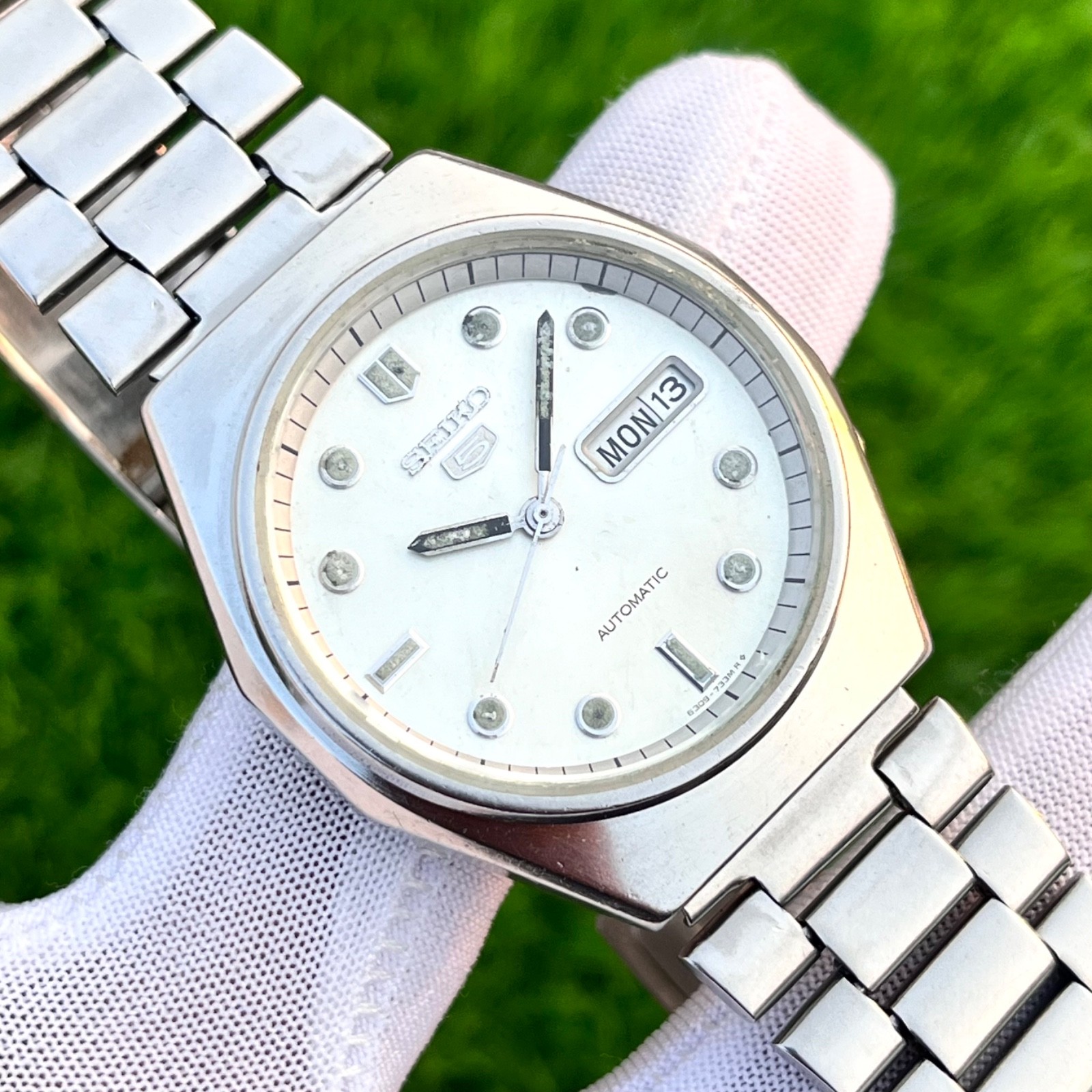 Vintage Seiko 5 Elegant Sunburst Dial Automatic Japan Made Men’s Watch 6309-7200