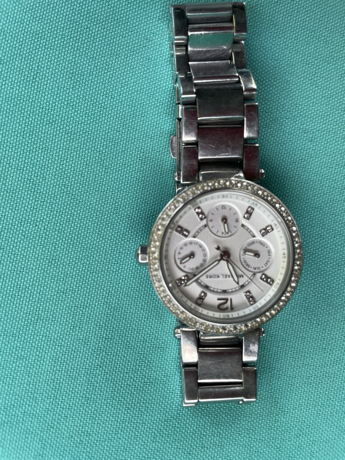 Michael Kors Watch Women MK-5353 Chronograph 39mm Silver Tone Needs Battery