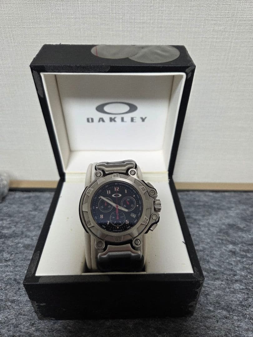 Oakley Chronograph Watch Wristwatch Swiss Made Stainless Steel w/ Box r#