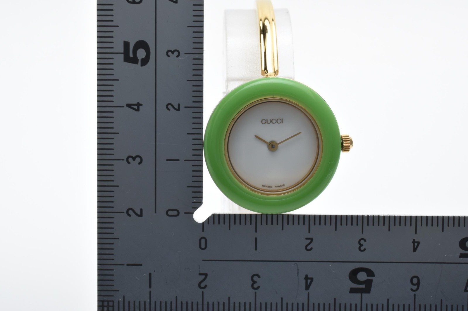 【NEAR MINT w/Box】GUCCI Change Bezel 11/12.2 12 Colors White Women’s Watch JAPAN