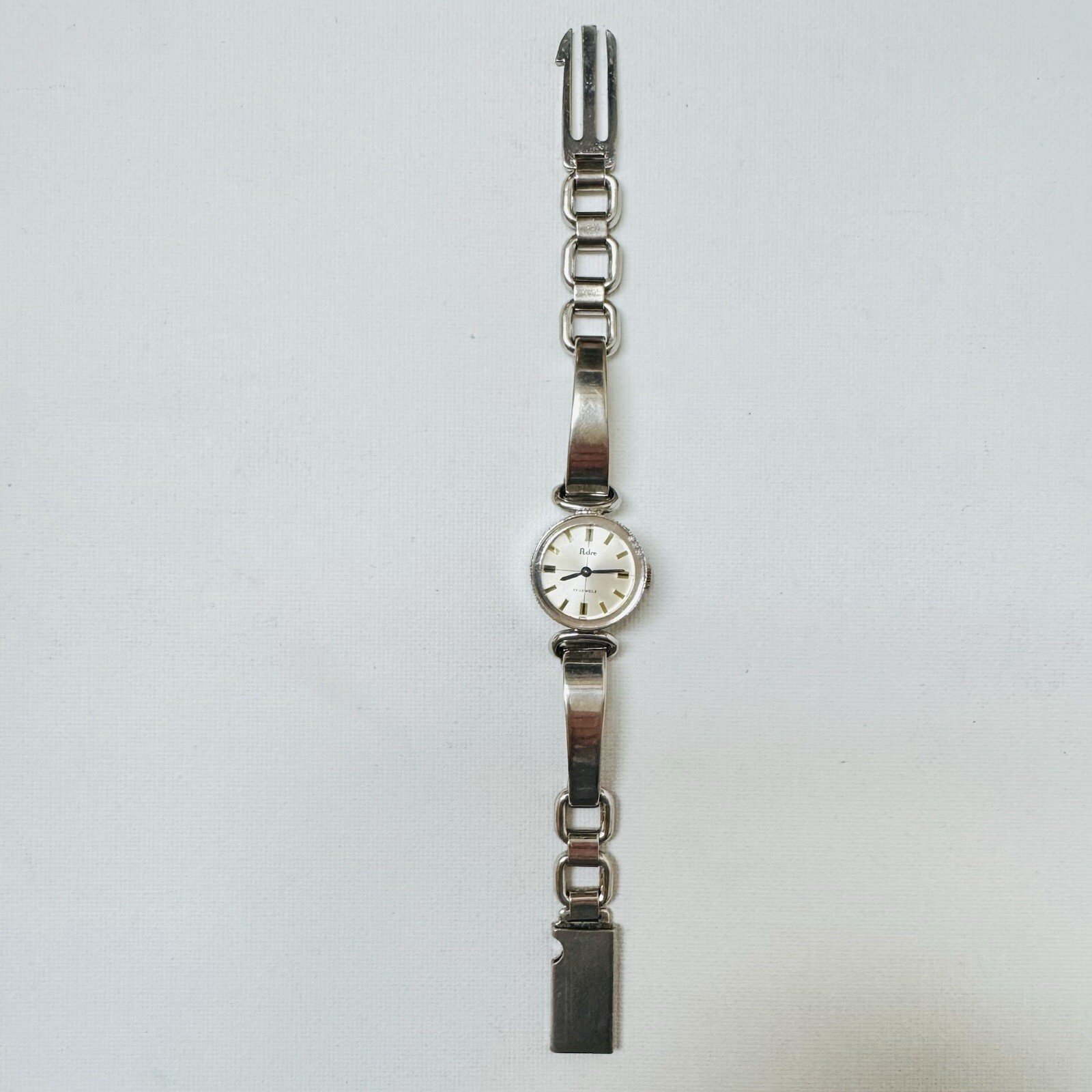 Vintage Pedre Hand Wind Women’s Silver Tone Bracelet Watch Florentine RUNS READ