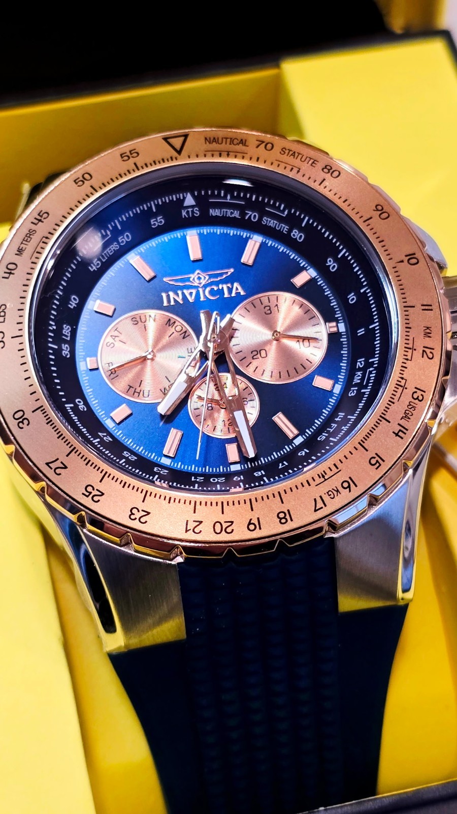 Invicta Aviator Men’s Quartz Day/Date Blue Dial Rose Gold Bezel Blue Strap Box