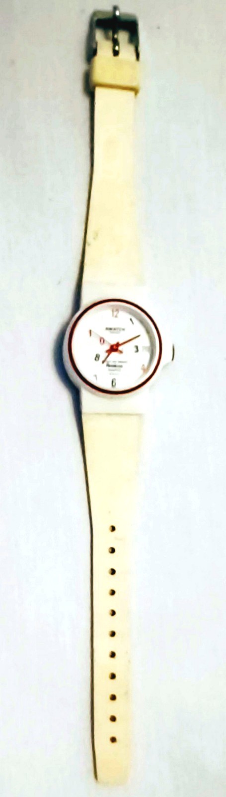 VINTAGE 1980s LADIES SWISS QUARTZ AWATCH BY ARMITRON ANALOG WHITE/RED