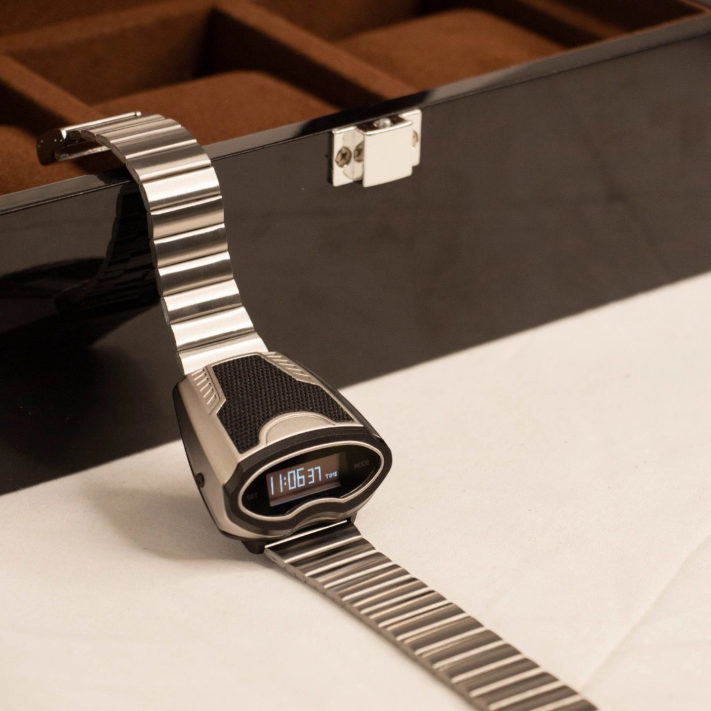 【NEW】benlydesign S2000, OLED, Men Digital Watches, Back to 1970s, gift for men