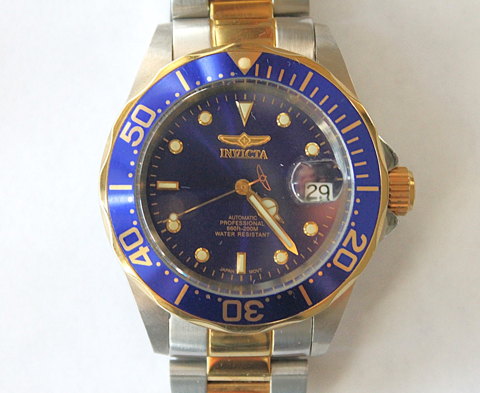 Invicta men’s watch 40 mm Automatic Professional 660ft-200m Water resistant
