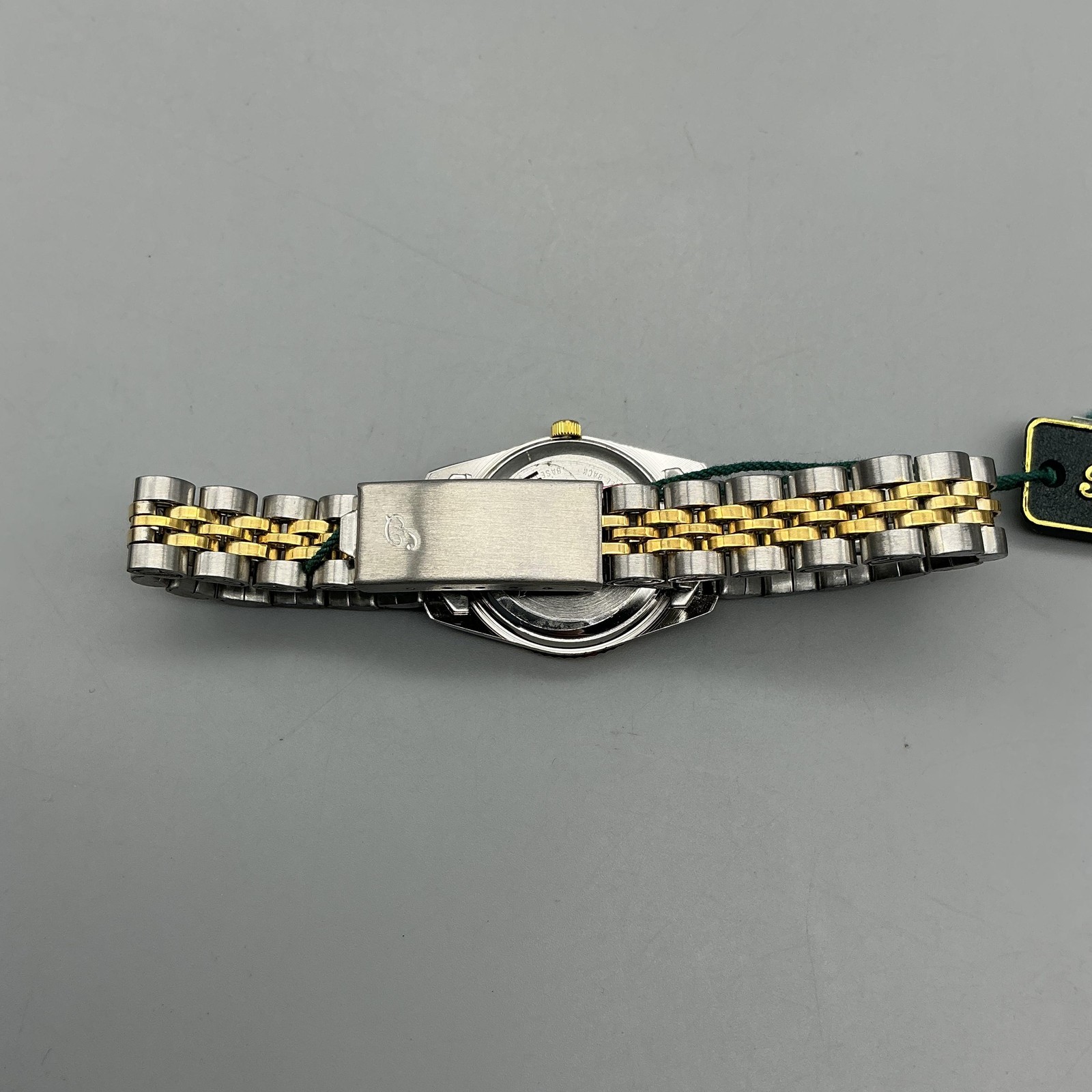 Vtg Gruen Precision Womens Watch 25mm Fluted Bezel Two Tone New Battery 7.5″