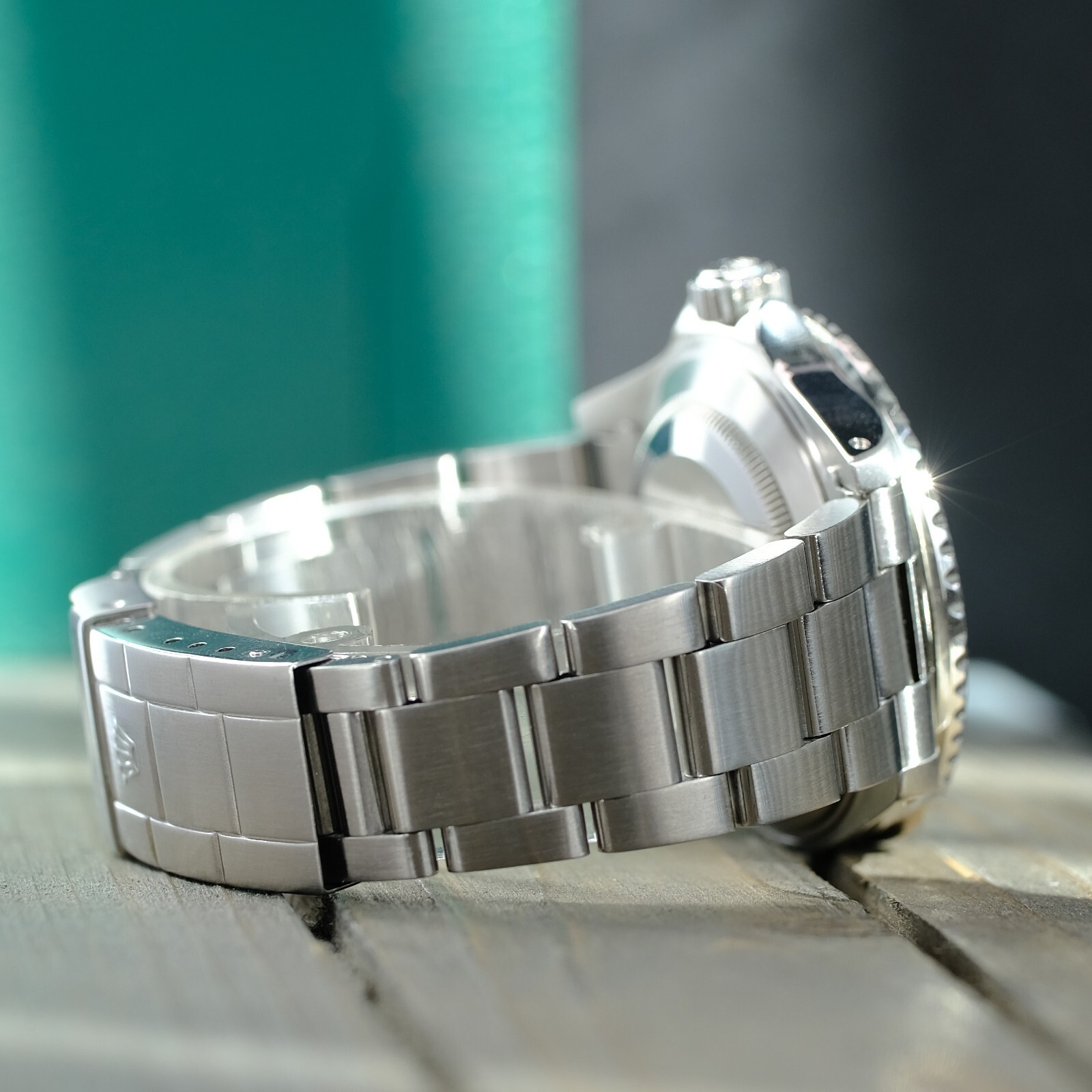 ROLEX SUBMARINER 16610 WATCH STAINLESS STEEL BLUE DIAL & INSERT OYSTER BAND.