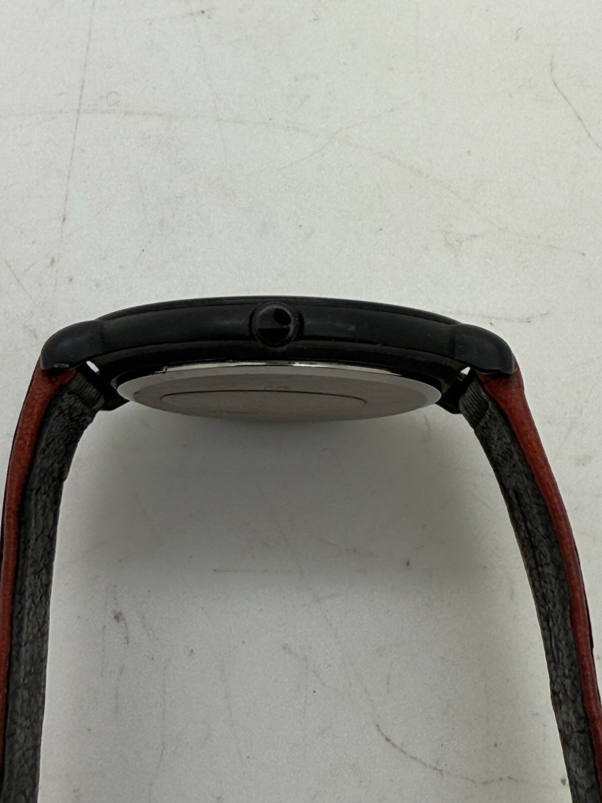 VTG Seiko Watch Women Black Red Black Dial 24mm Round 2C20-0409 New Batt C1
