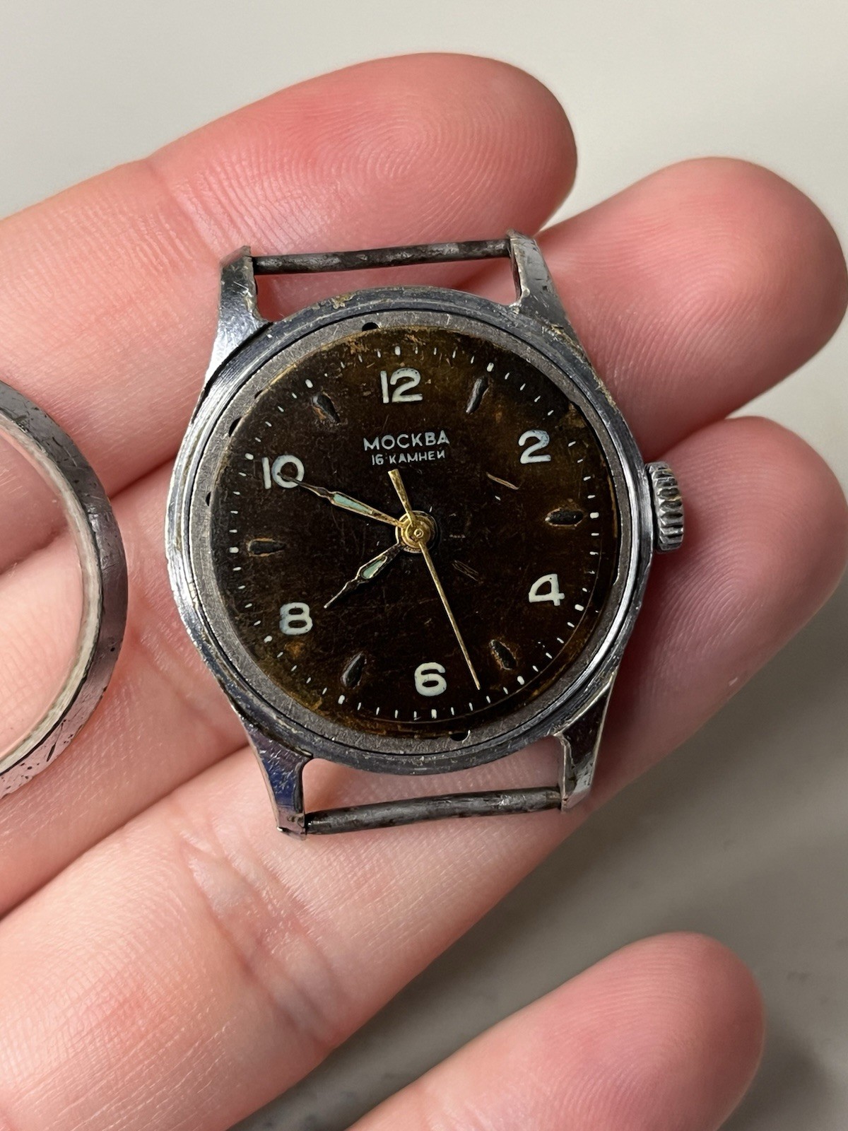 Vintage Soviet Moskva Watch Pobeda 1MchZ 16 Jewels USSR Running Needs Service