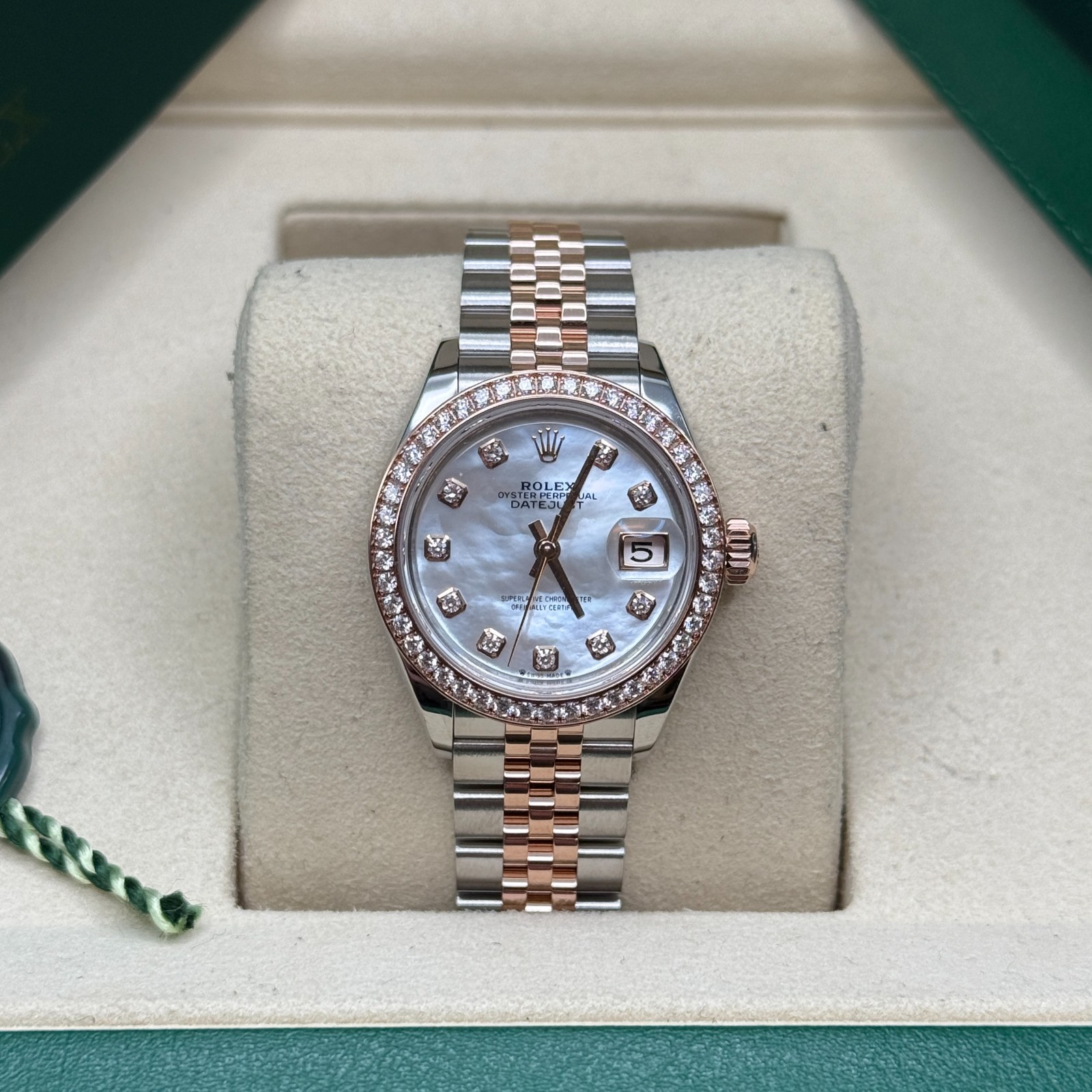 Rolex Lady-Datejust NEW 2026 Mother of Pearl Two Tone Rose Diamond Bezel Jubilee