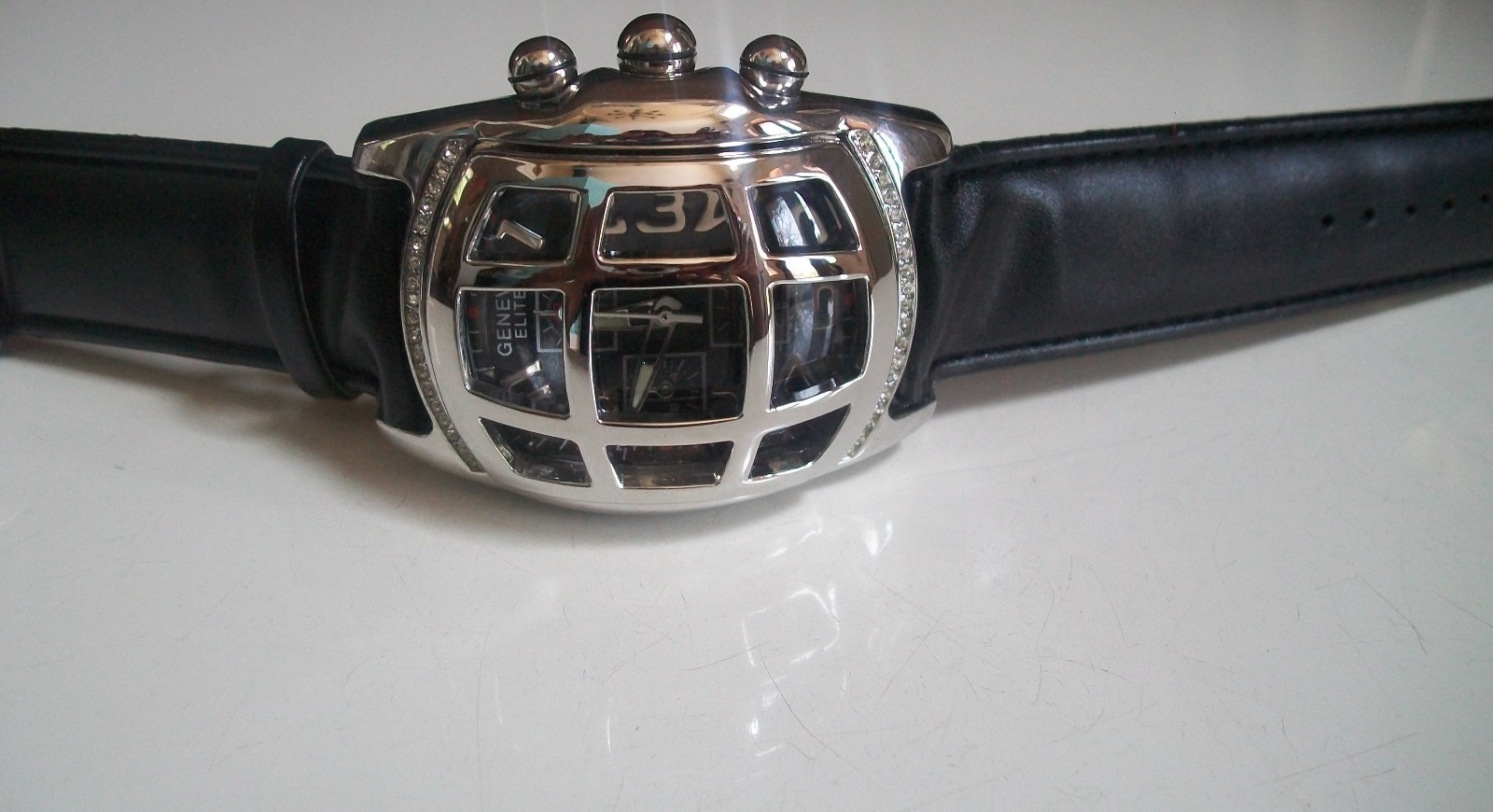 MEN’S BLACK/SILVER LEATHER BAND FASHION CASUAL HIP HOP WATCH