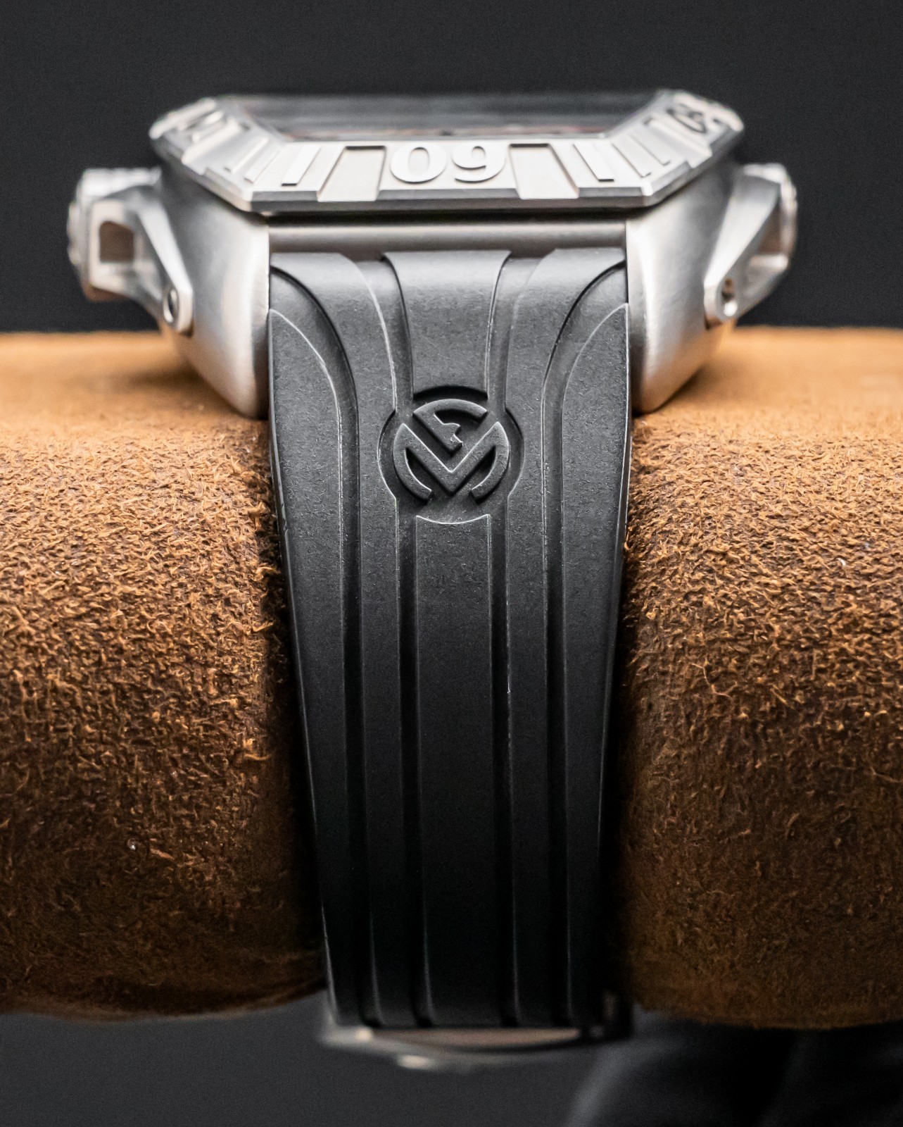 Franck Muller Conquistador Sport GPG Box Gray/Red Dial 8900 SCDT GPG TTGR
