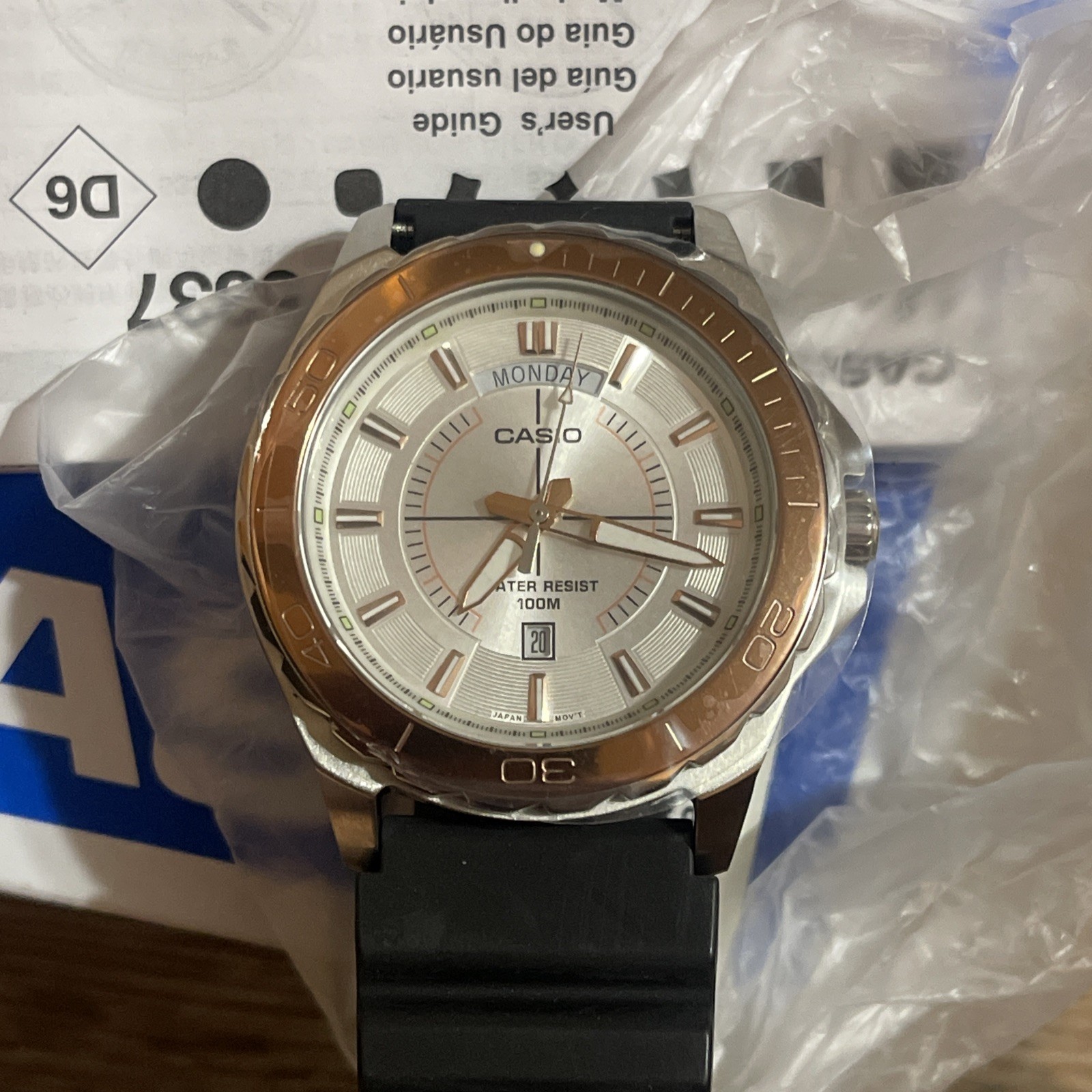 Casio Enticer Men’s Watch (MTD-1076-7A4VDF) NEW WITH BOX AND TAG