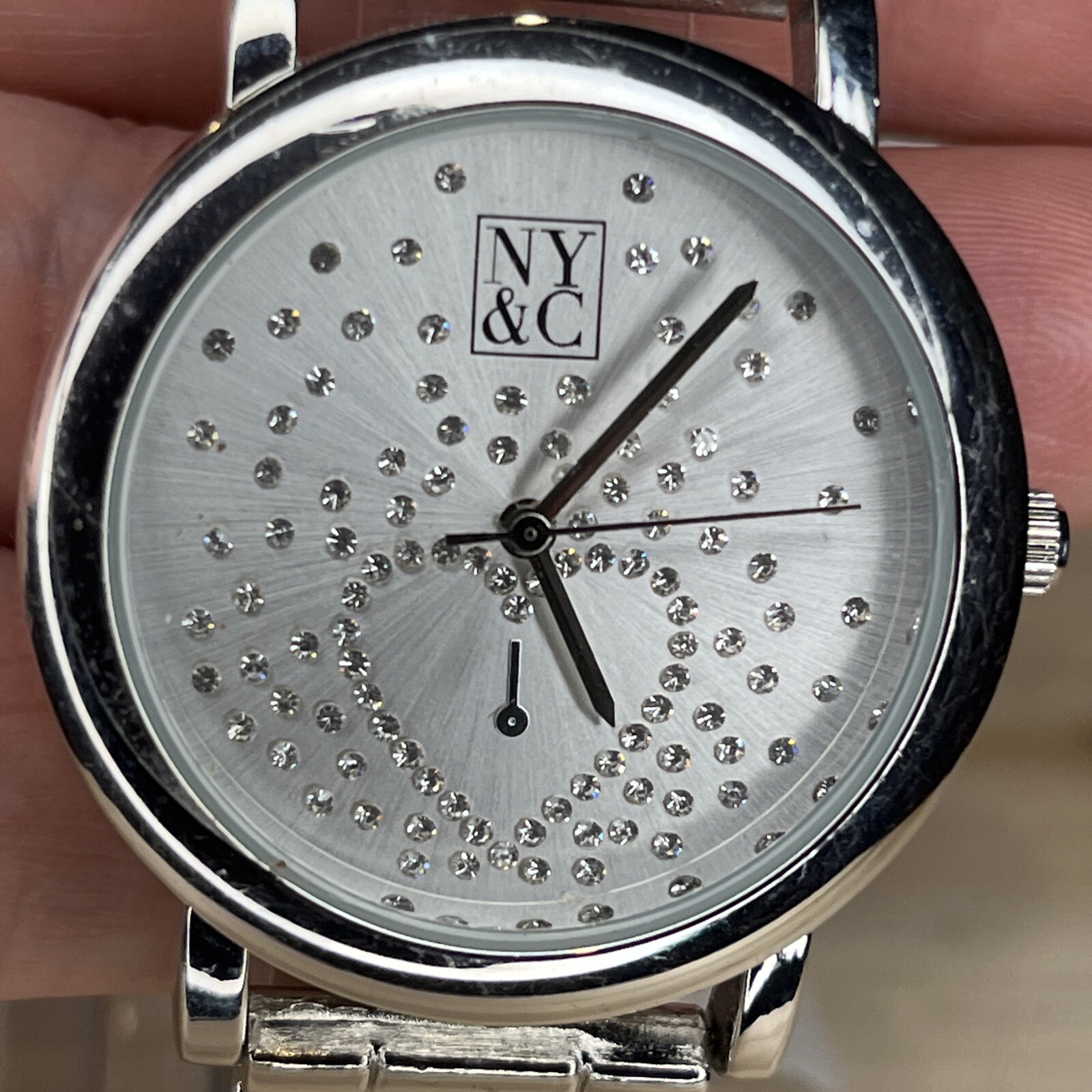 Ny&C Watch Ladies Silver Tone Rhine Stone Heart Design Jewelry Clasp NEW BATTERY
