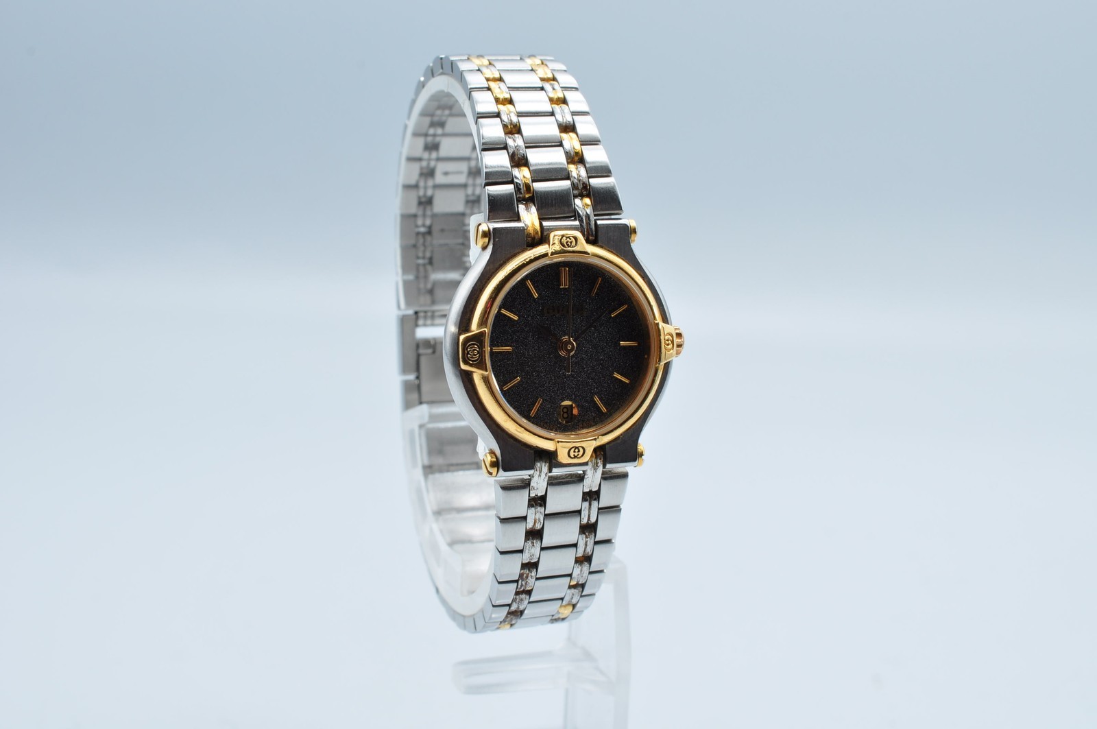 GUCCI 9000L Quartz Analog Date Watch Women Gold Silver two Band color w-10184