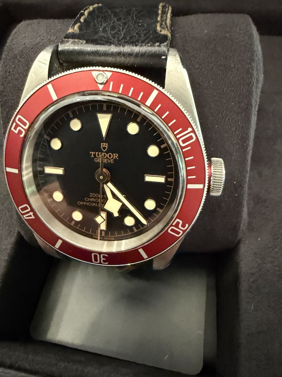 TUDOR Black Bay 41mm Automatic Chronometer 200m Black Dial Red Bezel