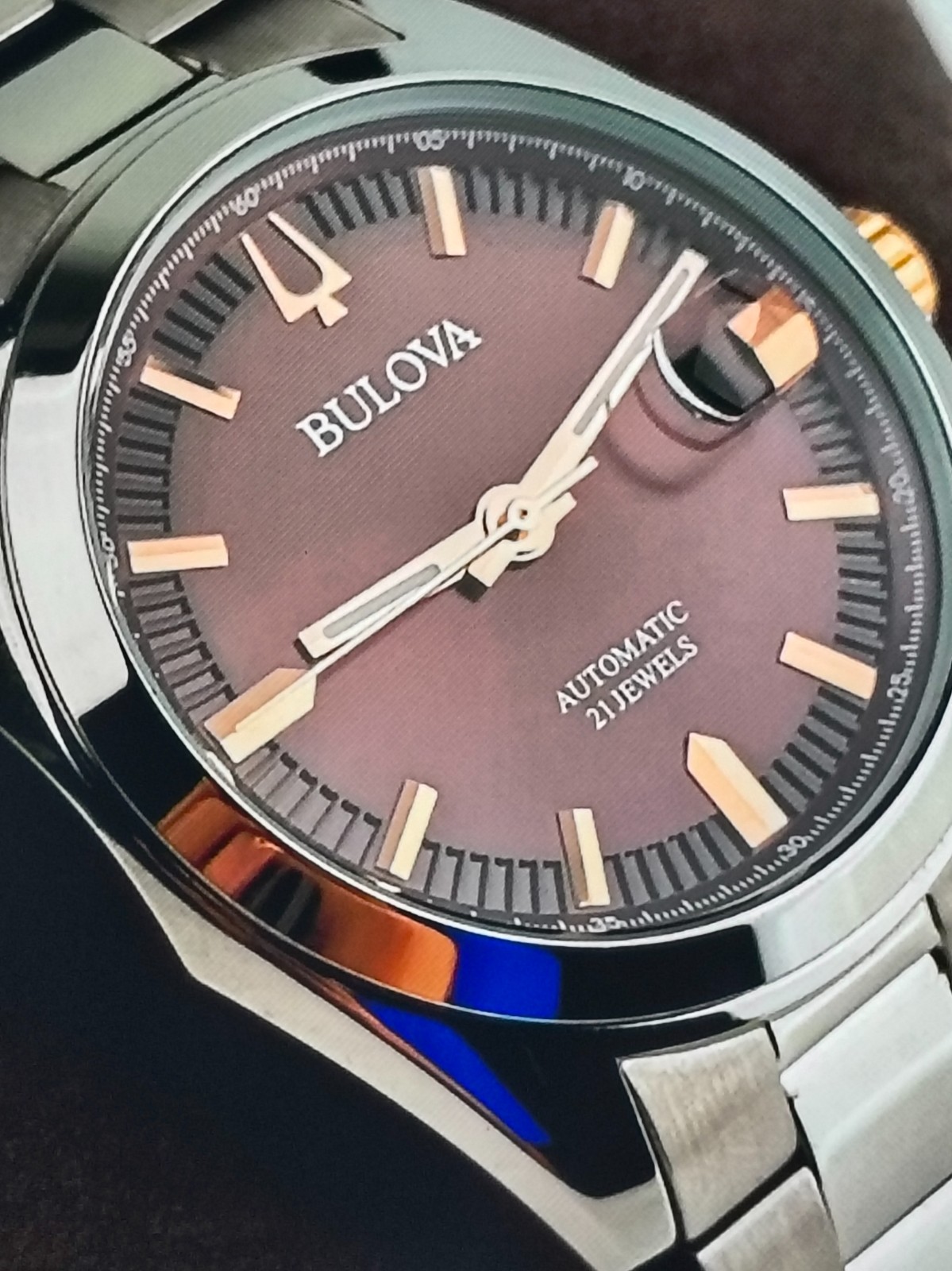Bulova Surveyor Automatic Watch 39mm Red Dial Stainless Steel Men’s Watch 98B422