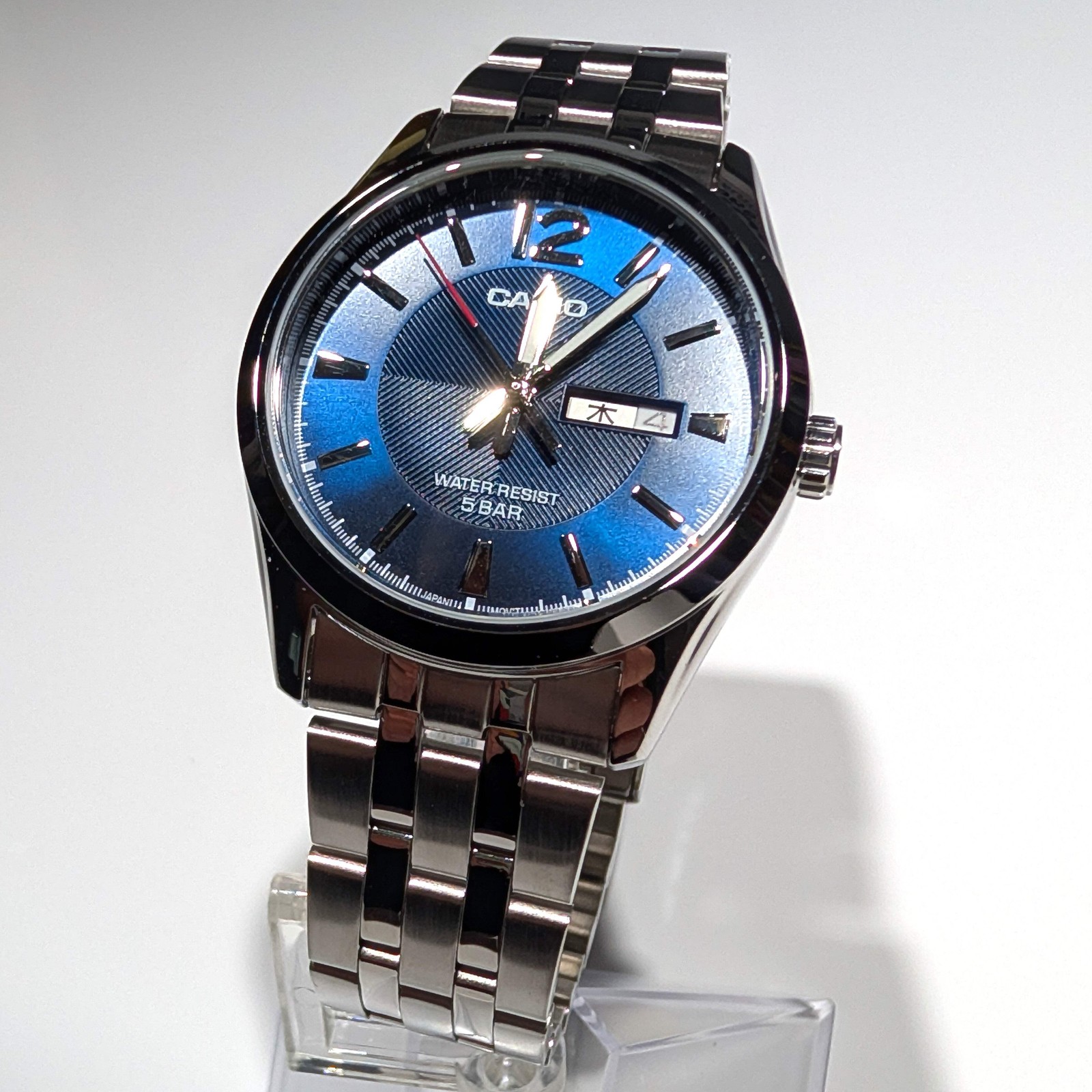Casio MTP-1335 Analog Watch White Dial Silver – Plumtree