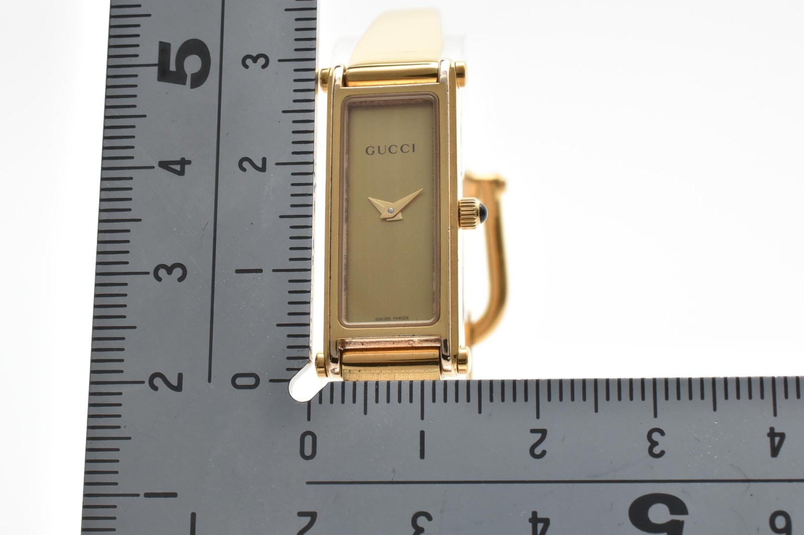 Vintage [N MINT] GUCCI 1500L Gold Dial 12mm Qz Bangle Ladies Watch JAPAN