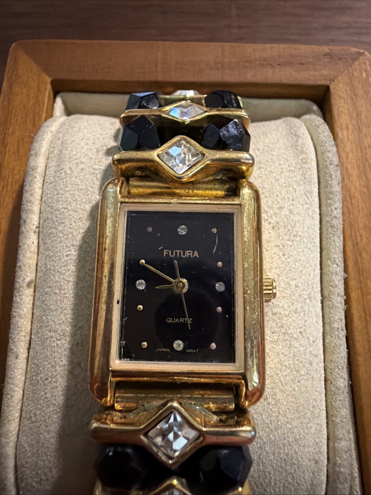 Women’s Futura Women’s Quartz Watch Black And Gold Needs New Battery