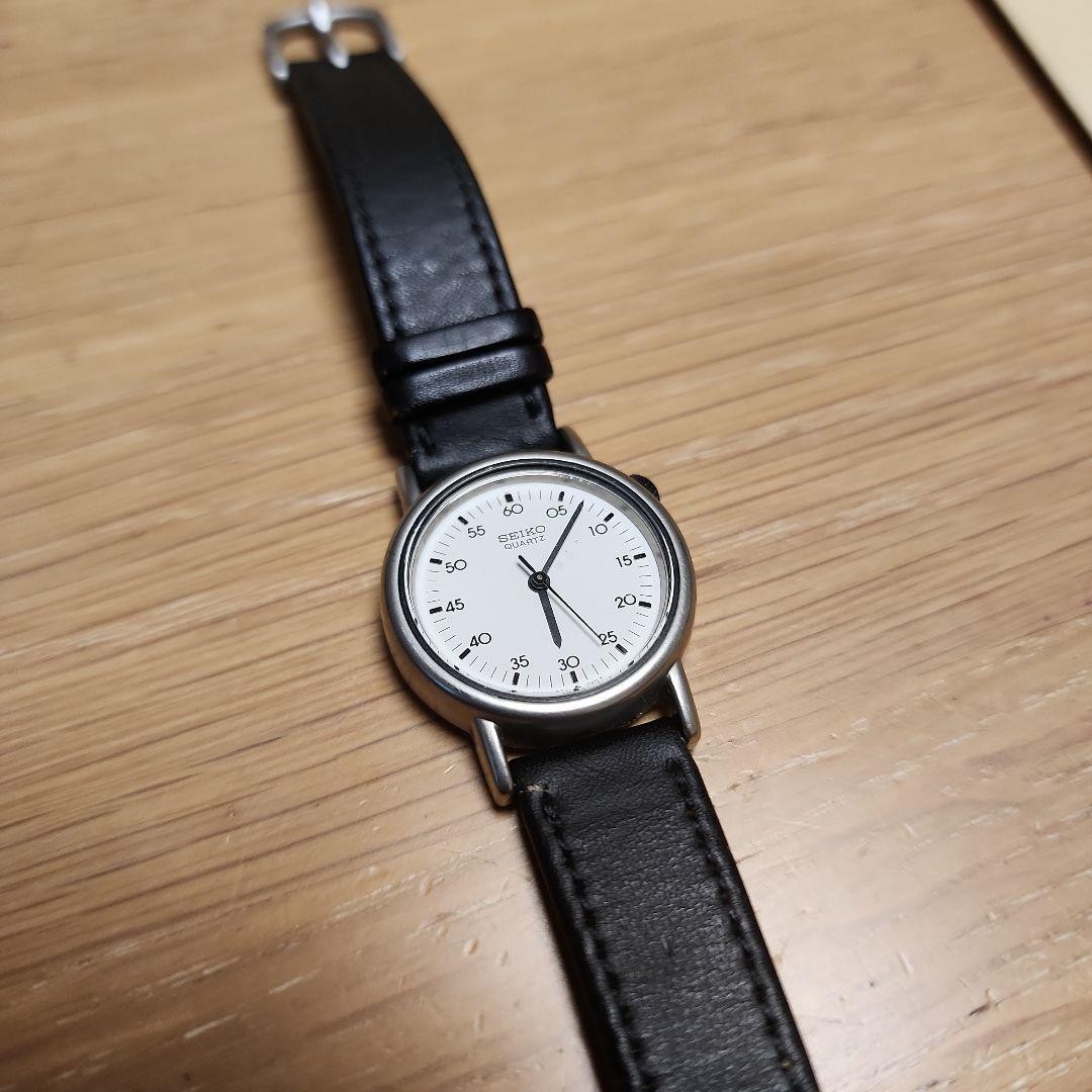 Seiko Avenue Vintage Watch 1985 Model 7321 0220