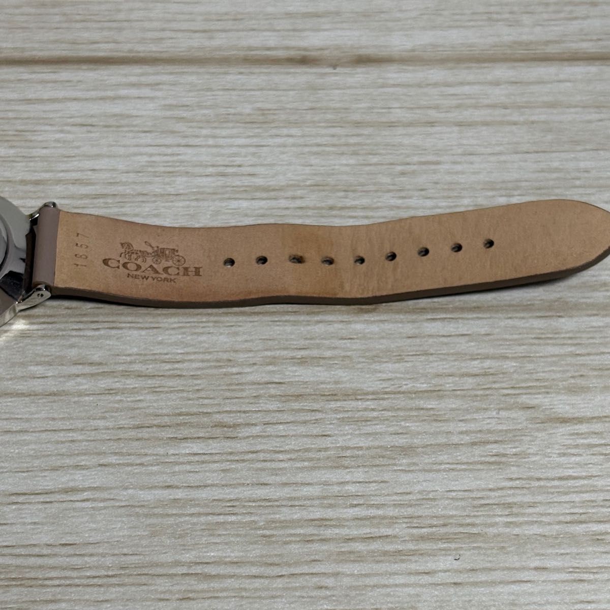 COACH ladies wristwatch beige