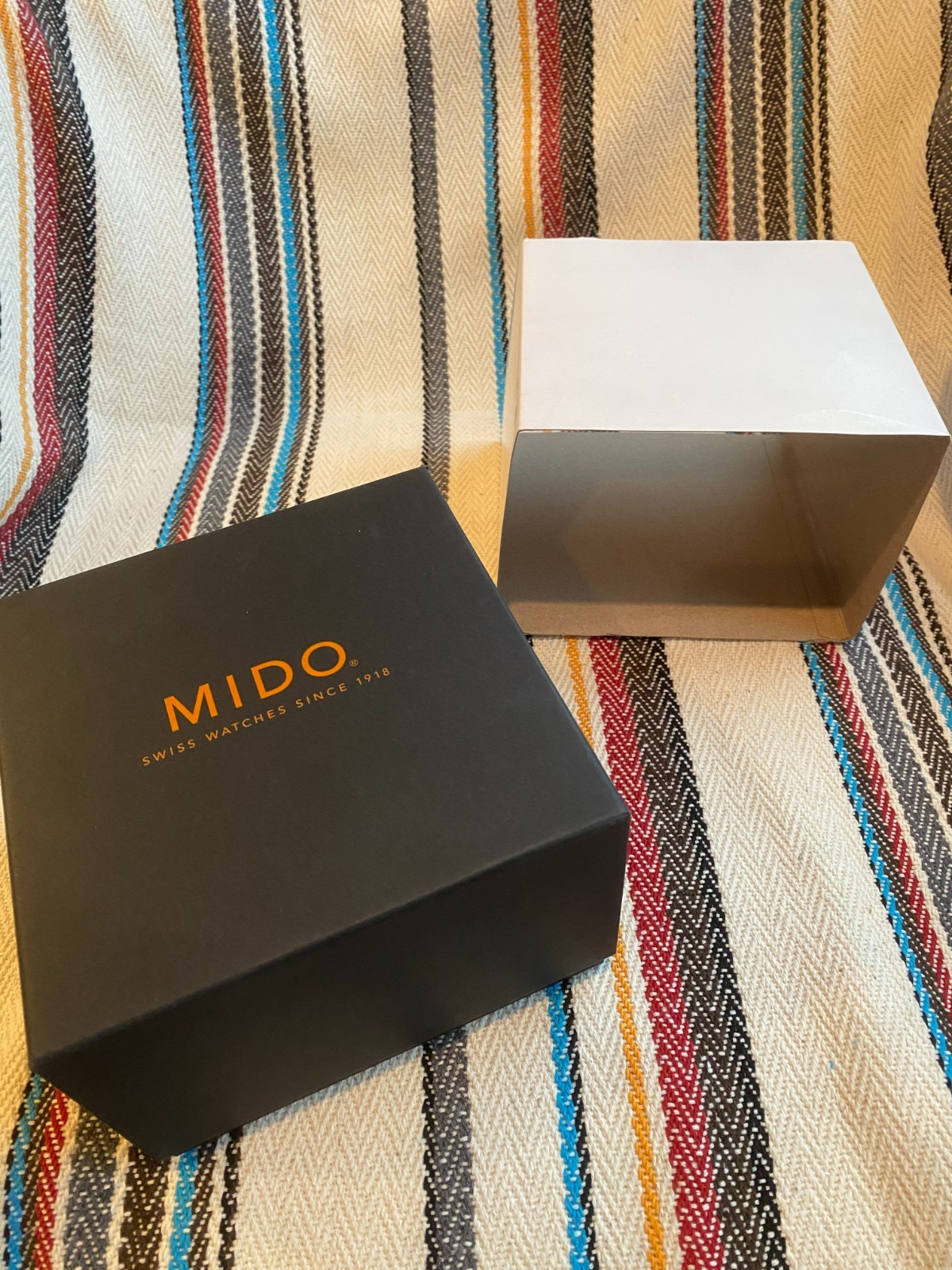Mido Commander Blue Gradient M021.407.11.411.01