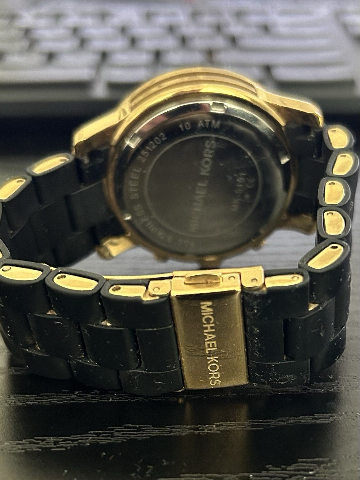 Michael Kors 51202 Women’s Chronograph Date Quartz Watch Black Dial 39mm 100m
