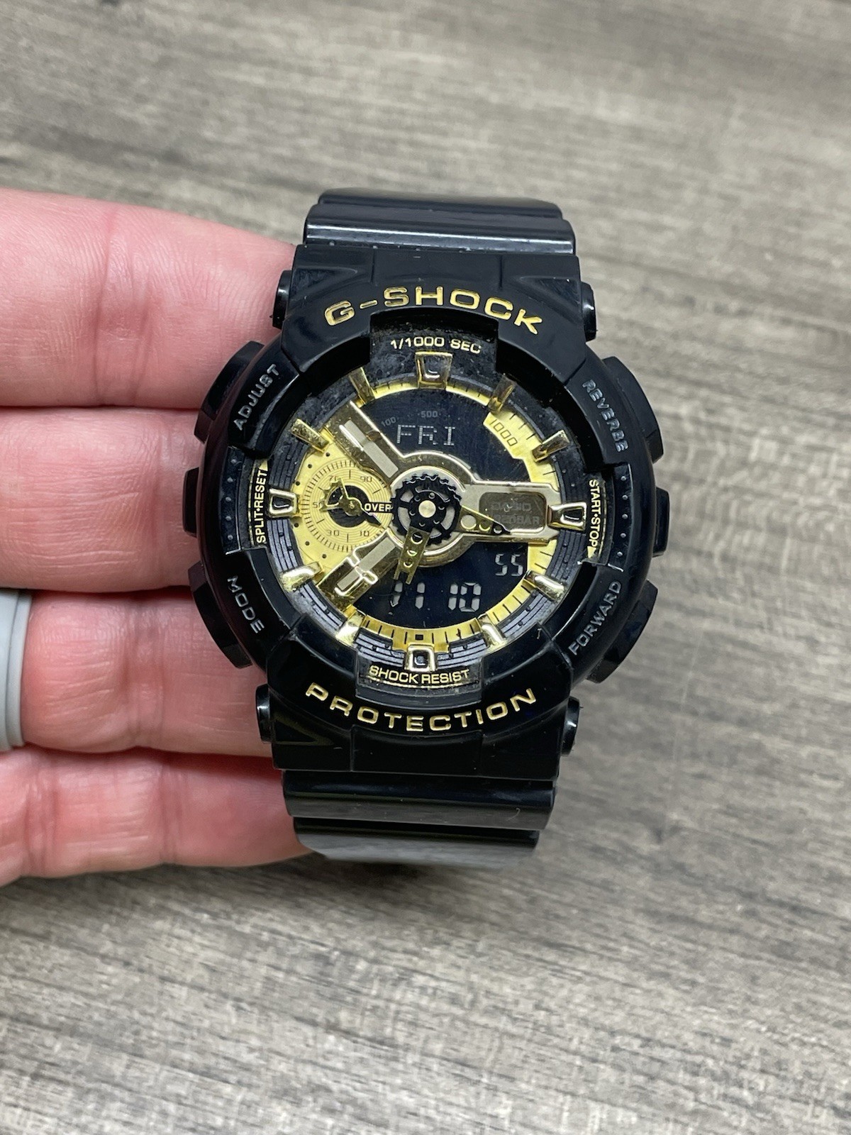 Casio G Shock WR20bar 5146 GA-110GB Black Gold MEN Watch Alarm Chrono World