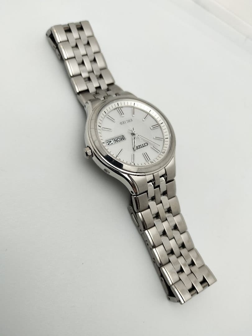 Citizen Exceed Solar Wristwatch Titanium Silver Dial wrist 18.5cm/7.3in