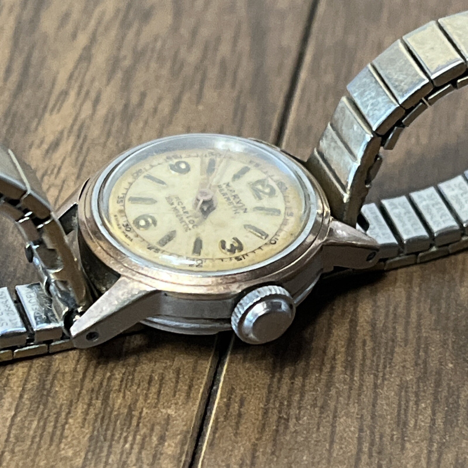 Vintage 1950s Marvin Hermetic Incabloc Waterproof Non Magnetic Swiss Wristwatch