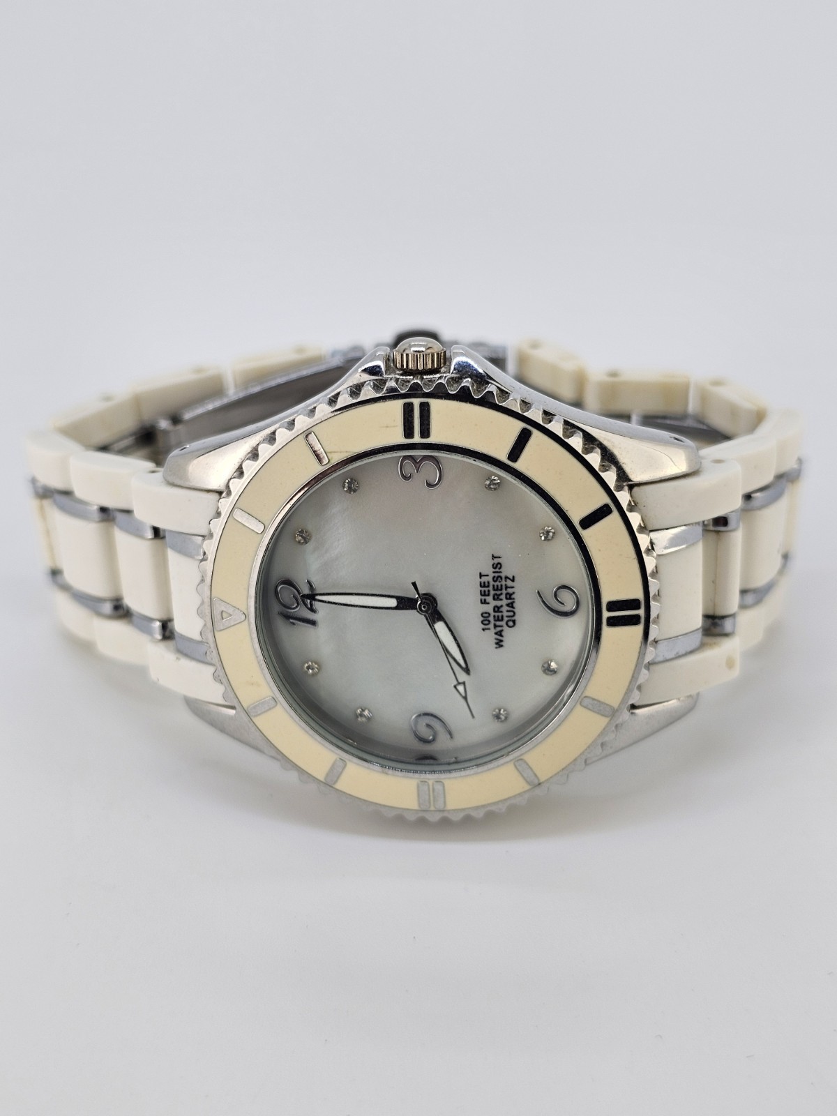 40MM Women’s Watch White Dial White Gray Plastic Metal Band 6″ NEW Battery