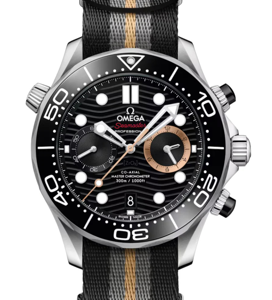 Seamaster Diver 300M “007 First Light” (210.32.44.51.01.002)
