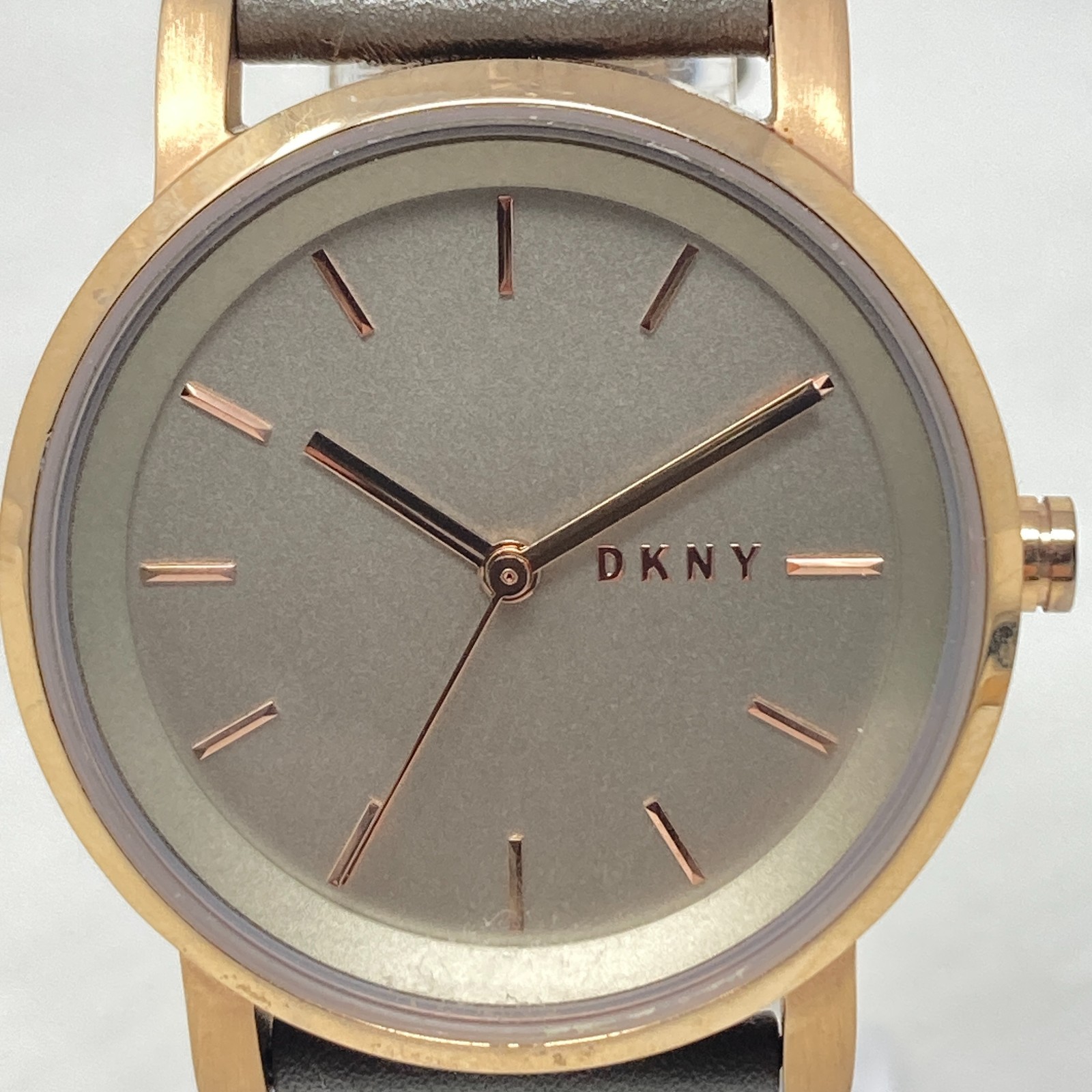 DKNY Watch Women 34mm Rose Gold Tone Gray Leather Band 50M WR New Battery 8.75″