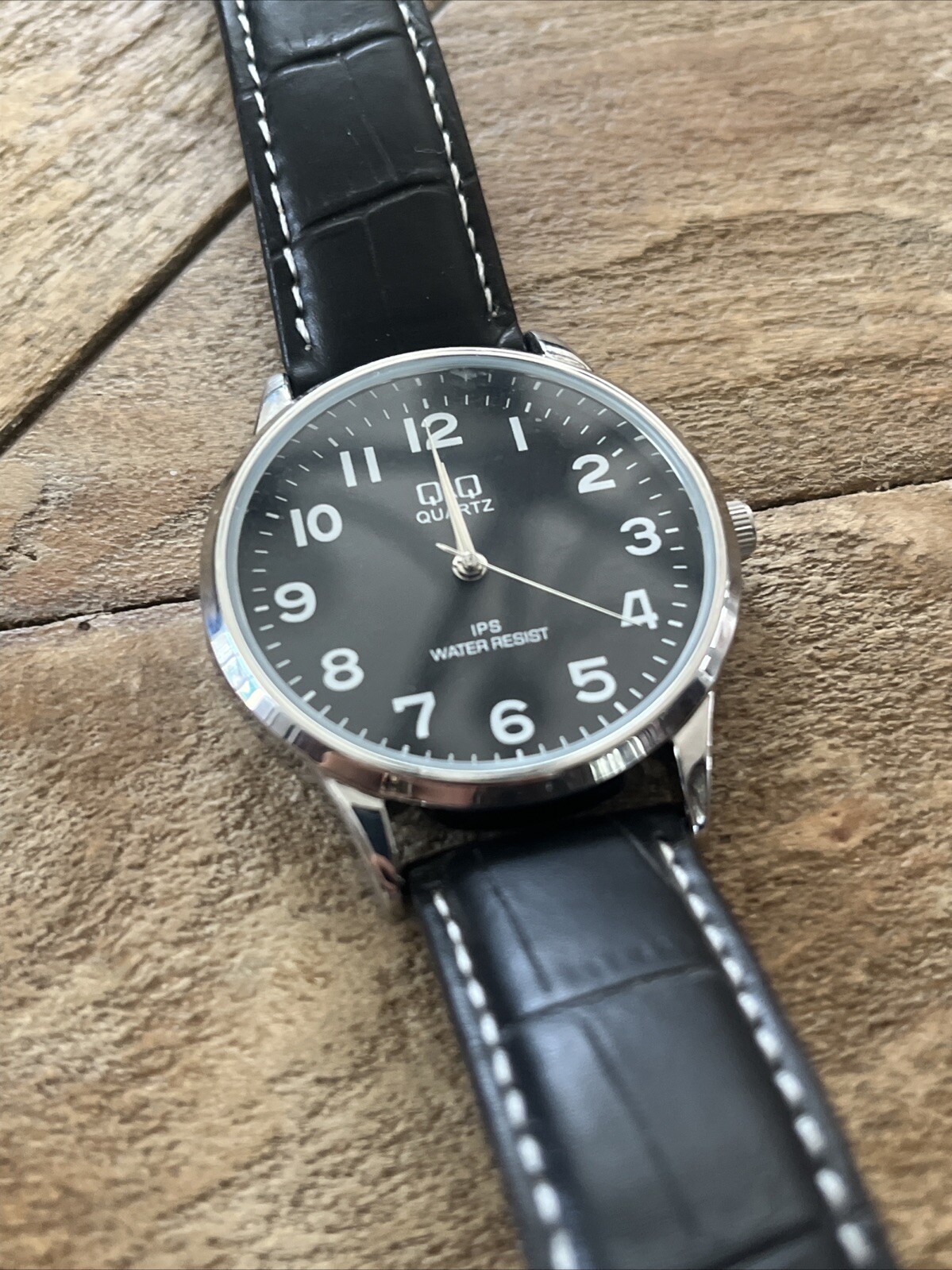 Q & Q Quartz IPS Water Resistant Men’s Wrist Watch With New Battery!