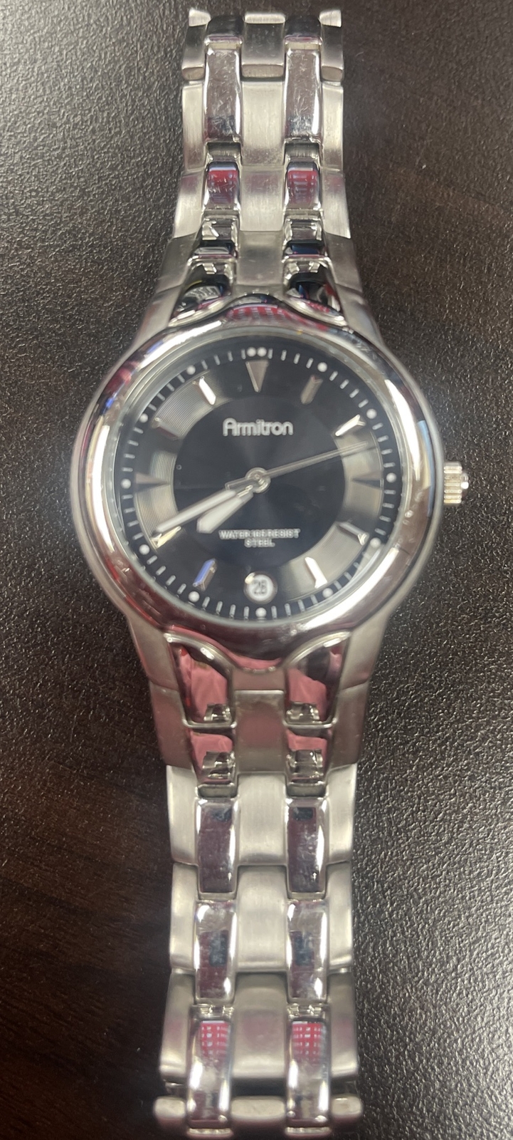 ARMITRON 20/1897 Mens Stainless Steel Silver 165 Feet Water Resistant