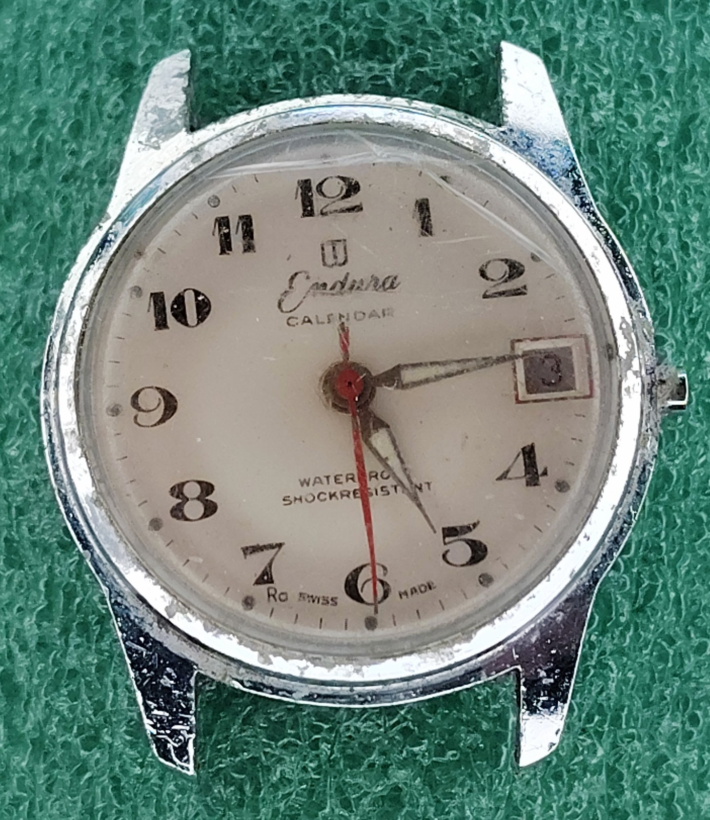 lot C2022 mens Endura Red Hand Manual Wind Movement Vintage Watch Parts