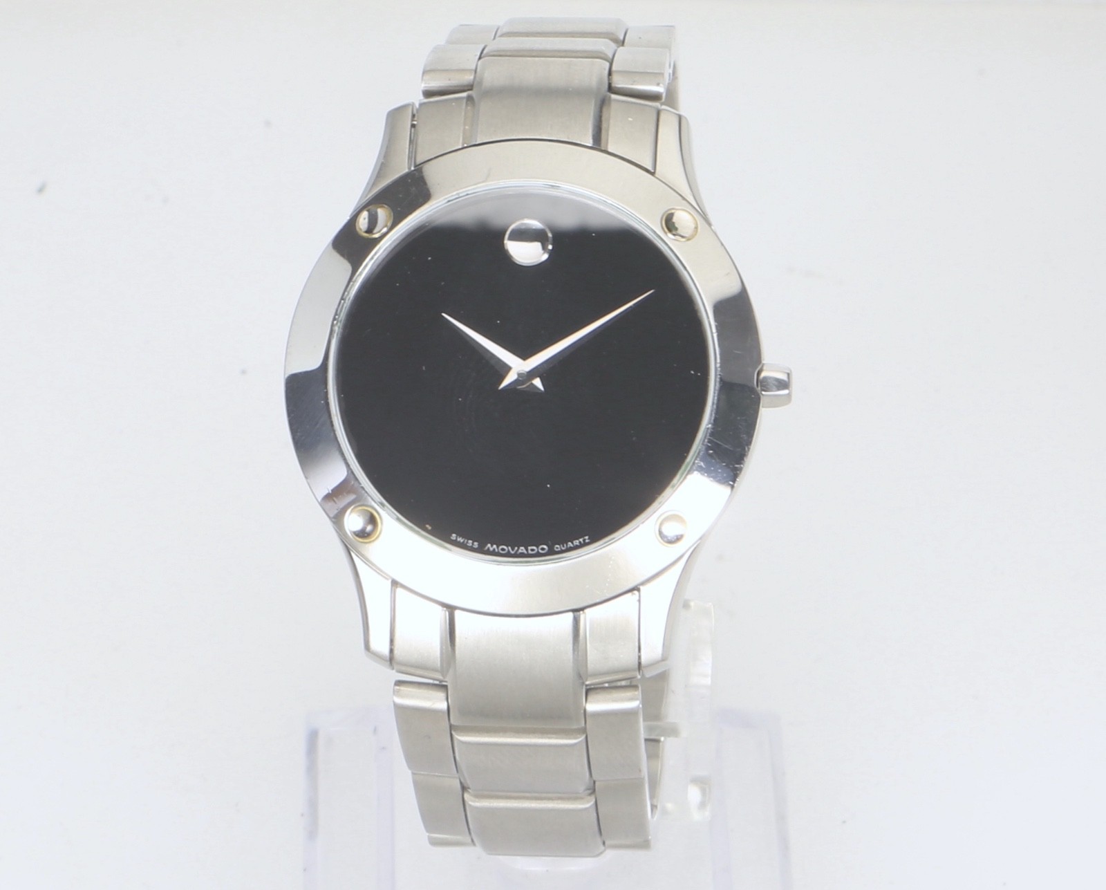 Classic Movado 35mm 84-G1-885 Sapphire Black Museum Dial Mens Swiss Quartz Watch