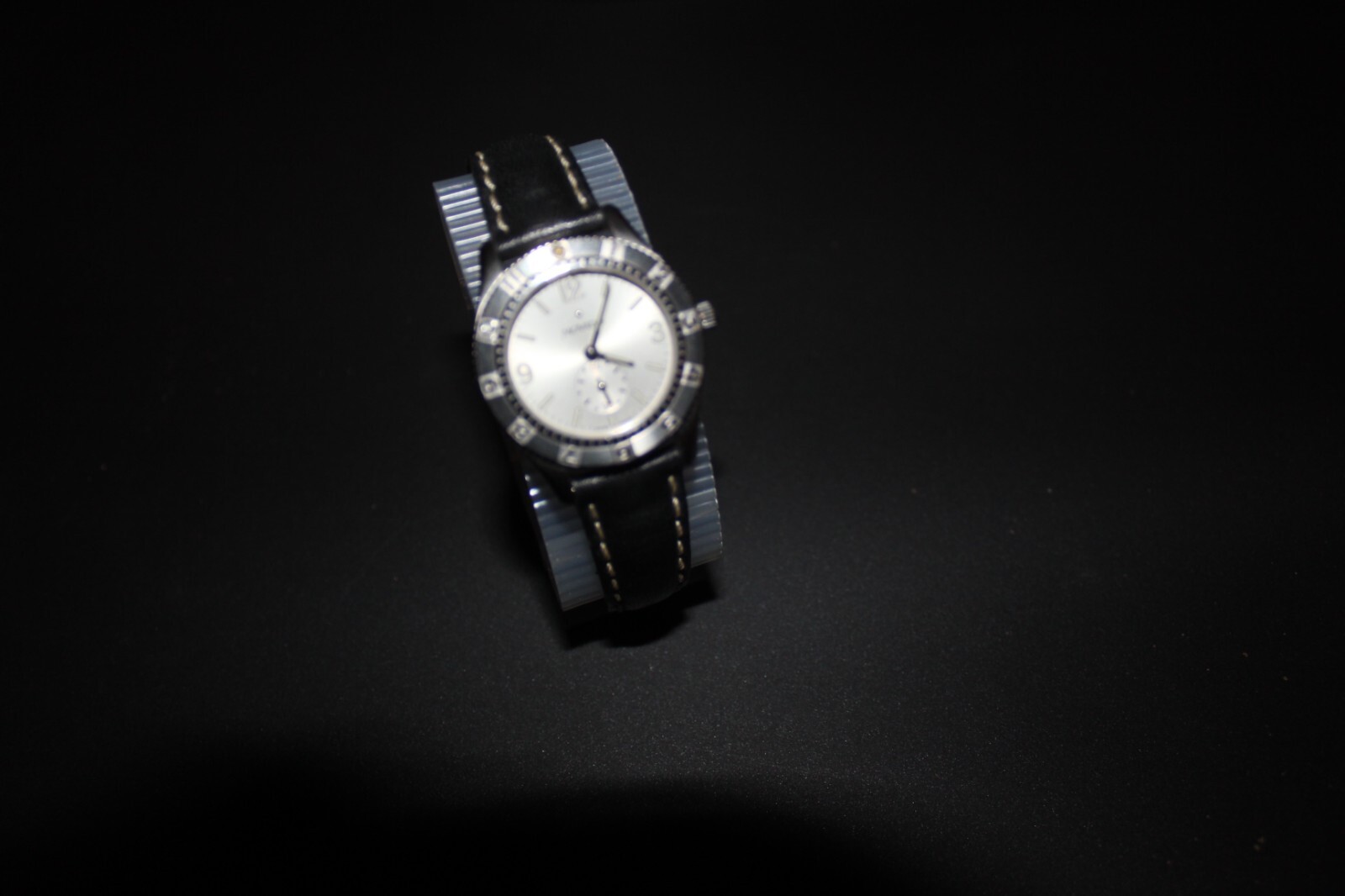 Vintage Beautiful Ladies Movado Gentry 84 E9 1860 5806392 Sub Second Swiss Watch