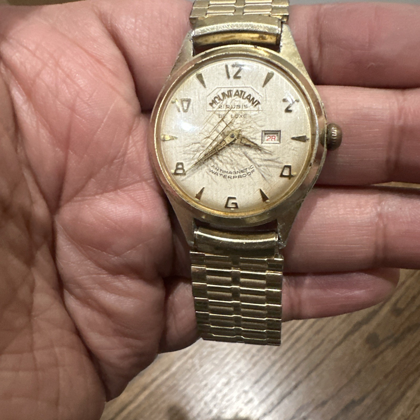 Working VTG Mount-Atlant Deluxe 33mm 21 Rubis Gold Manual Wind Mens Watch