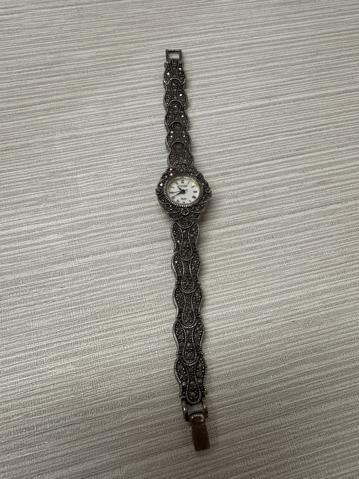 Futura Watch Women Silver Tone Marcasite Mother of Pearl Dial 7.5” Free Ship