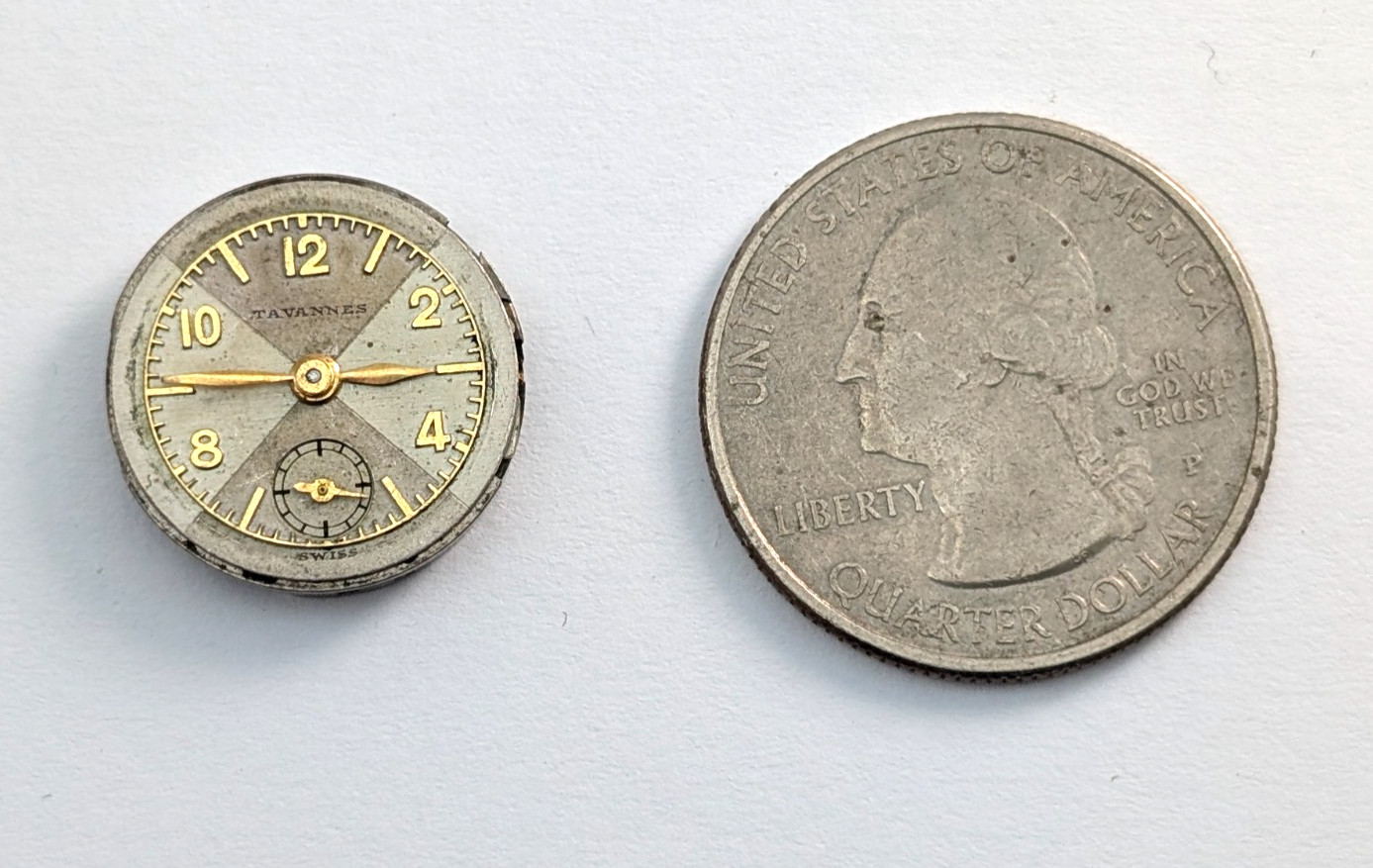 Vintage TAVANNES 15 Jewels Petite Ladies 17mm Swiss Watch Movement PARTS REPAIR