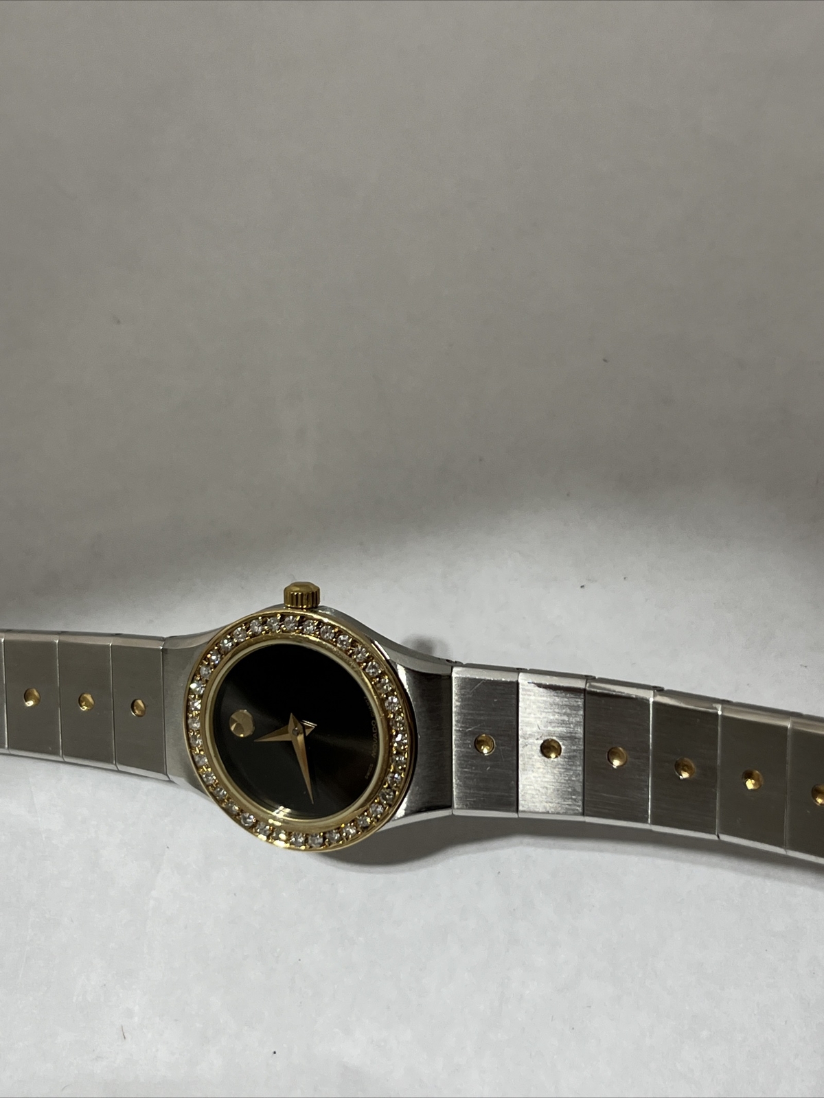 Movado Museum Watch 85 A1 836L Two/Tone Diamond Bezel Box/Papers 100% Authentic