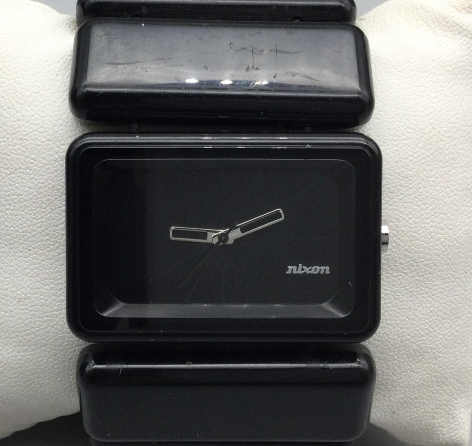 Nixon Vega Watch Women 43mm Black Rectangle Dial Stretch Band New Battery