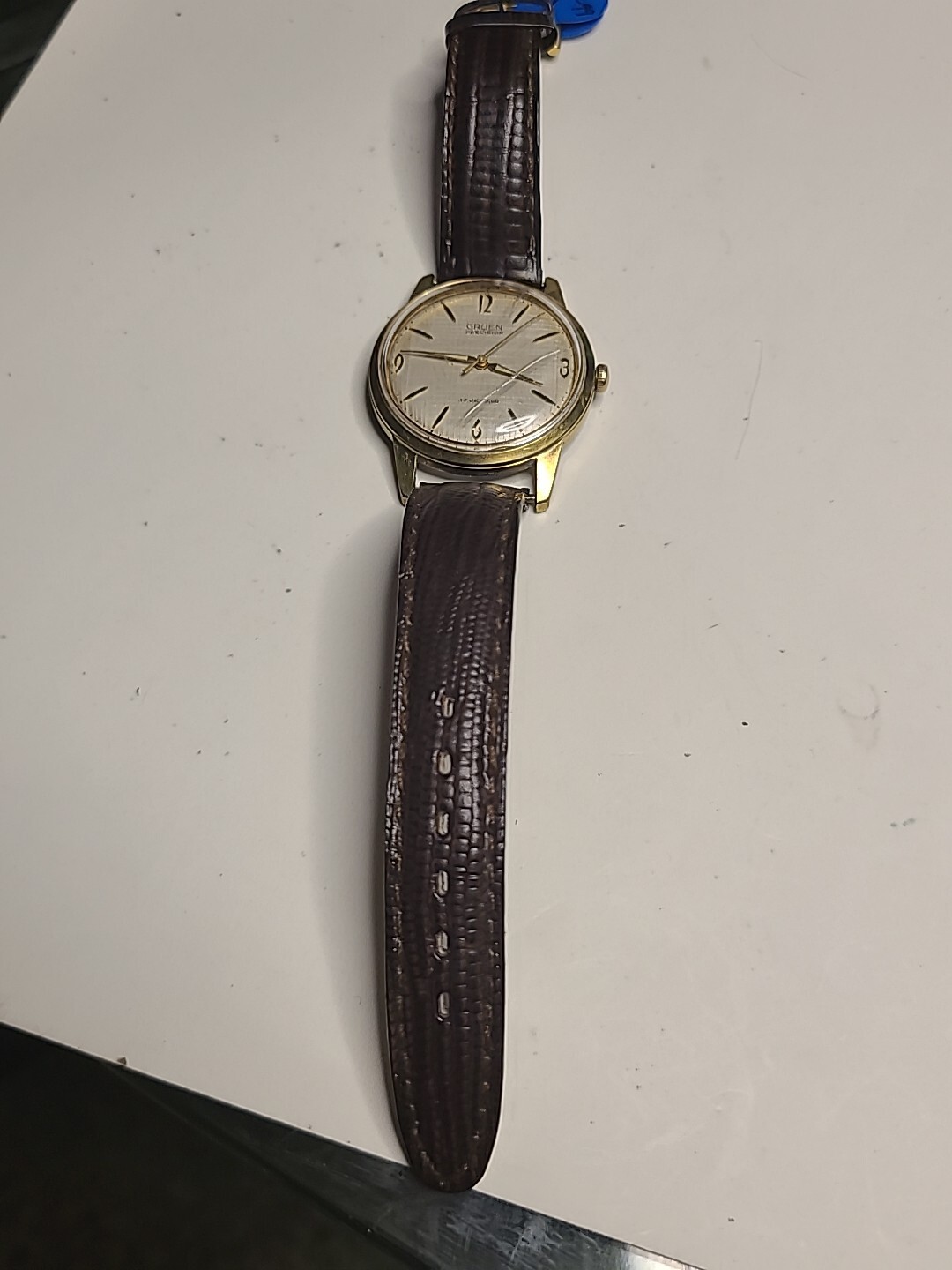 Vintage Gruen precision 17 J waterproof Running Smooth