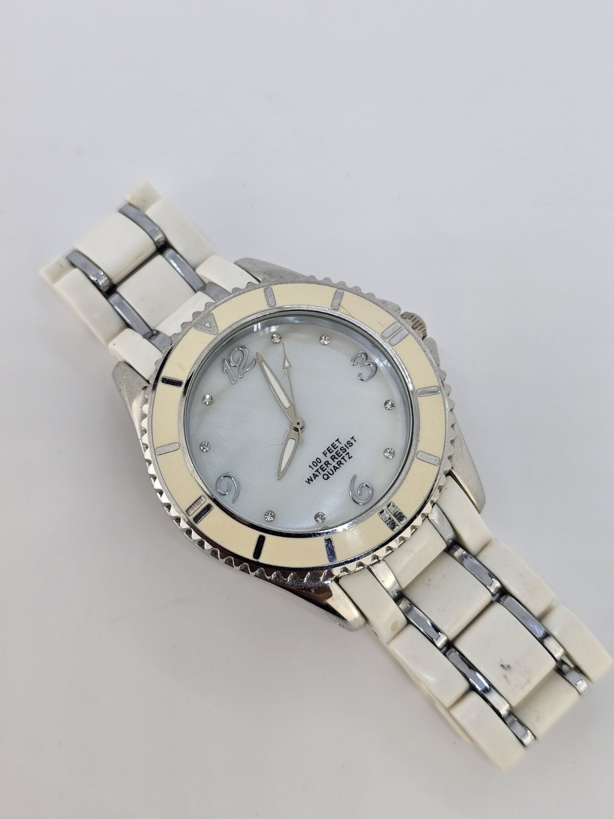 40MM Women’s Watch White Dial White Gray Plastic Metal Band 6″ NEW Battery