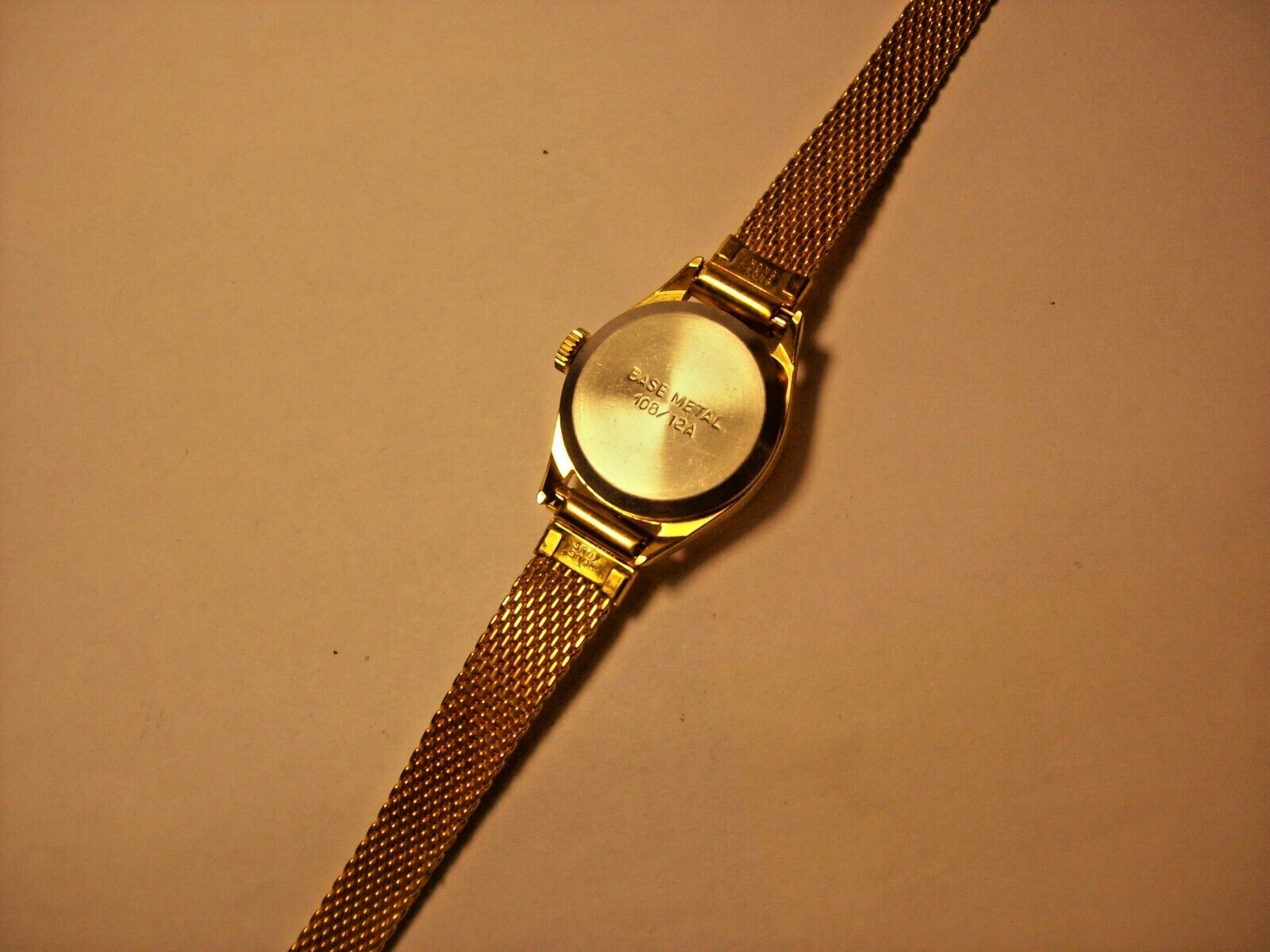 Chateau Gold Ladies Watch Vintage Mechanical Hand-Wind Looks & Runs Great