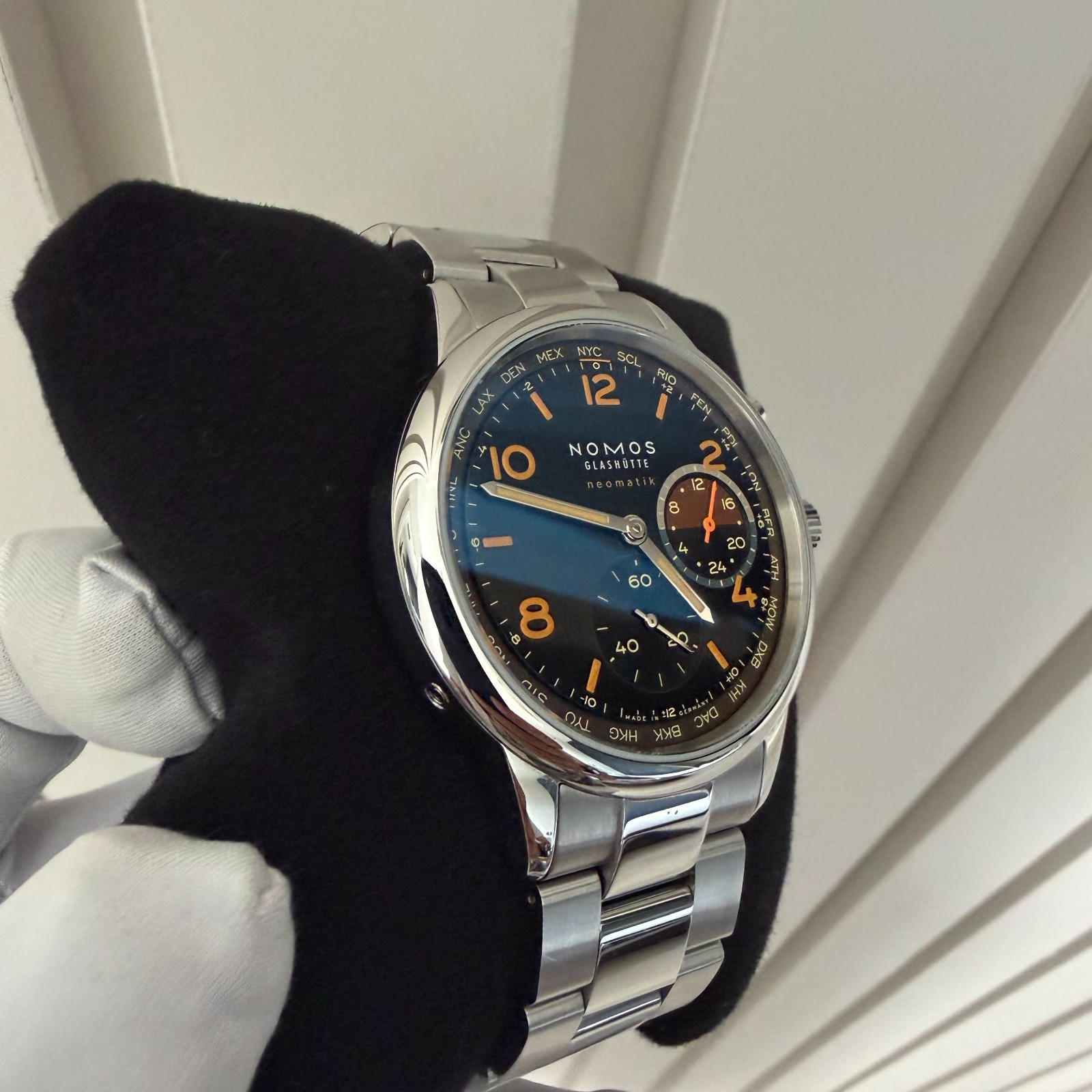 NOMOS Club Sport Neomatik Worldtimer – GRID – Limited Edition 68/175 Full Set